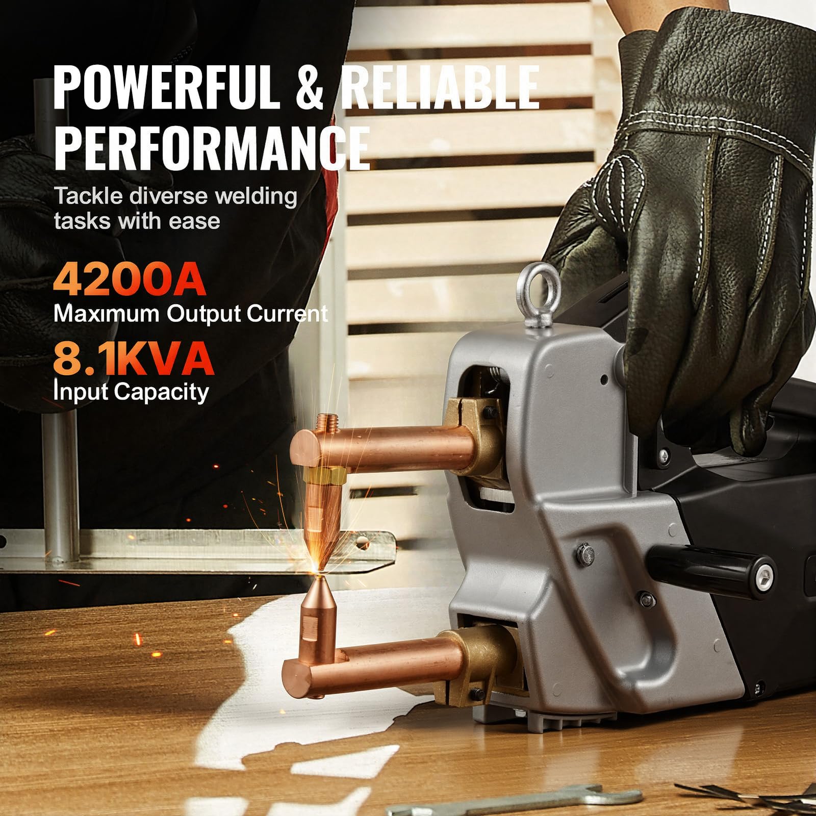 VEVOR Soudeuse par Points Portable pour Tôles 4 mm Épaisseur Poste de Soudage par Points Portatif Puissance d'Entrée 8,1 kVA Machine à Souder Compacte 4200 A Pistolet de Soudage Portatif avec Poignée