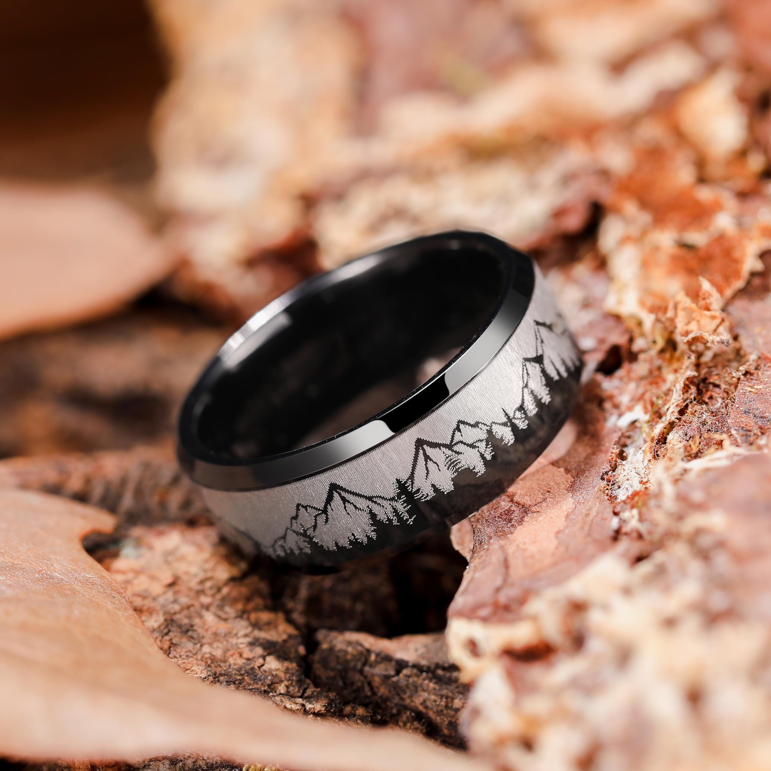 King Will 8mm Herren Ehering Schwarz Beschichteter Wolfram Trauring für Männer mit Berg- und Baum-Lasergravur, Naturkollektion