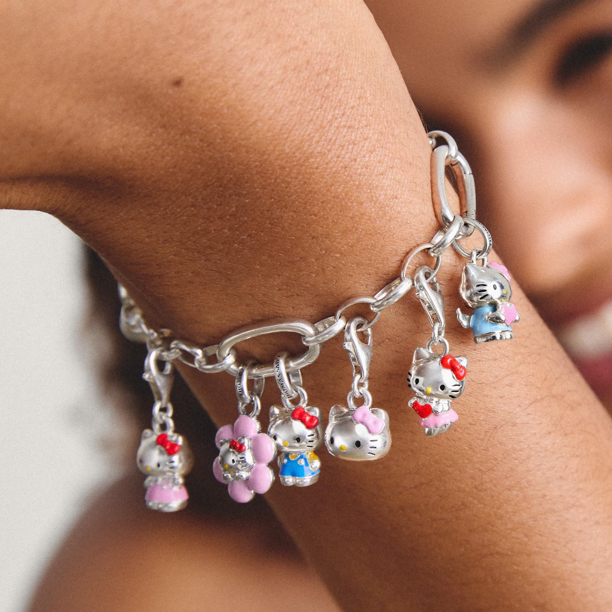 THOMAS SABO Hello Kitty Charm Engel mit Herz – Connect Premium Legierung Feinsilber Plattiert, Kaltemail