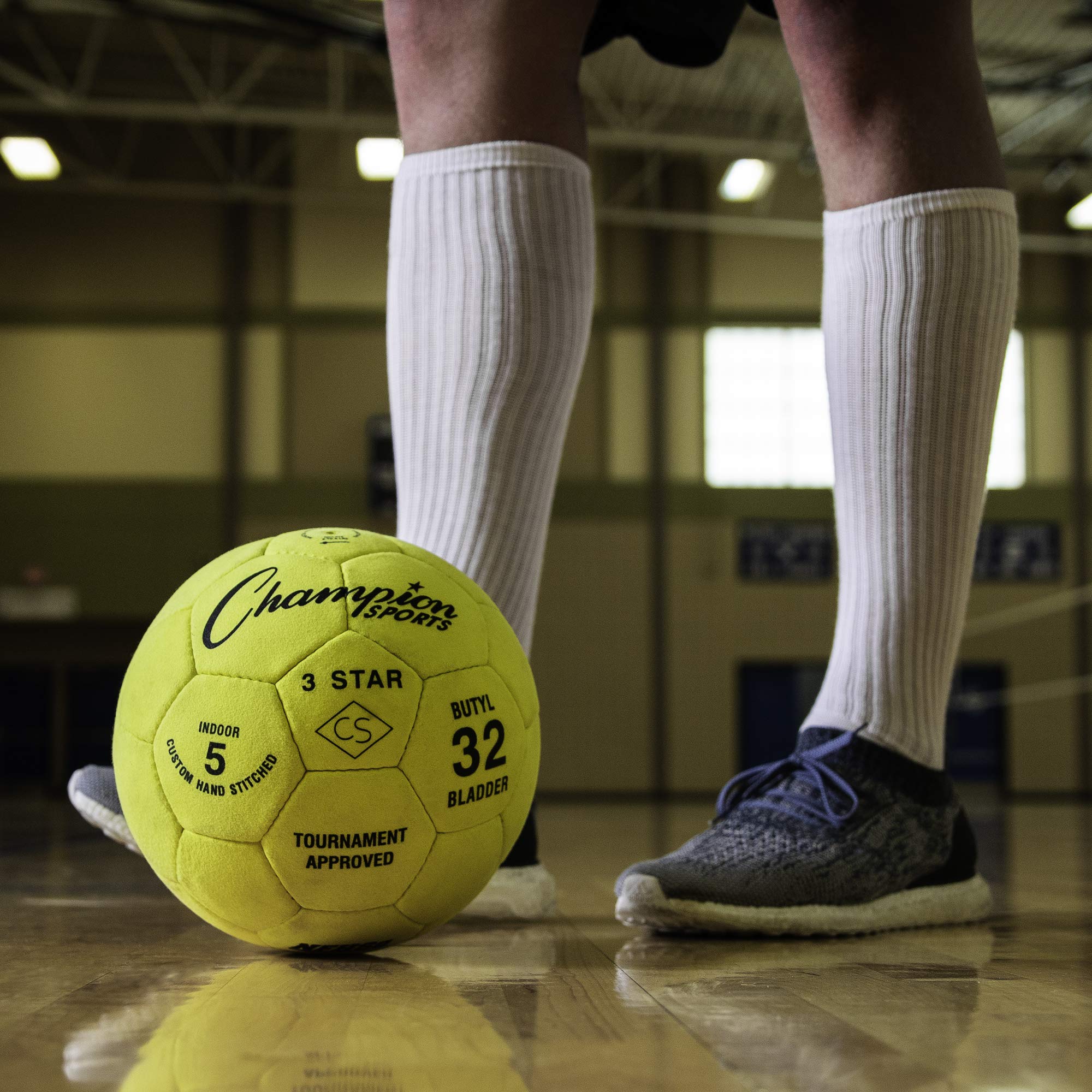 Champion Sports 3-Sterne-Fußball für den Innenbereich.