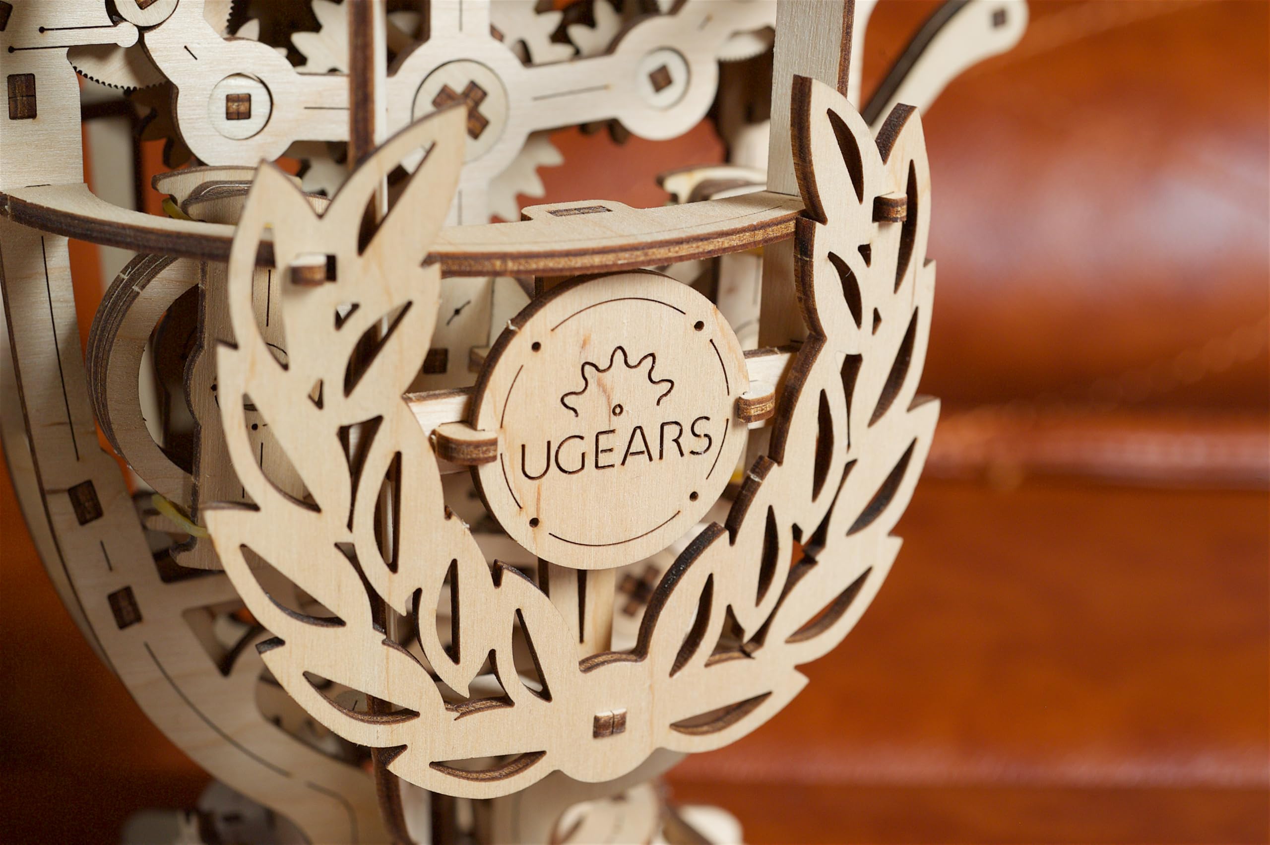 UGEARS Automaton Cyclist Puzzles 3D - Cadeau Fête des Pères Kits de Modèles en Bois pour Adultes à Construire - Classic Tour De France Cup Bicycle Puzzle en Bois - Puzzles 3D en Bois pour Adultes