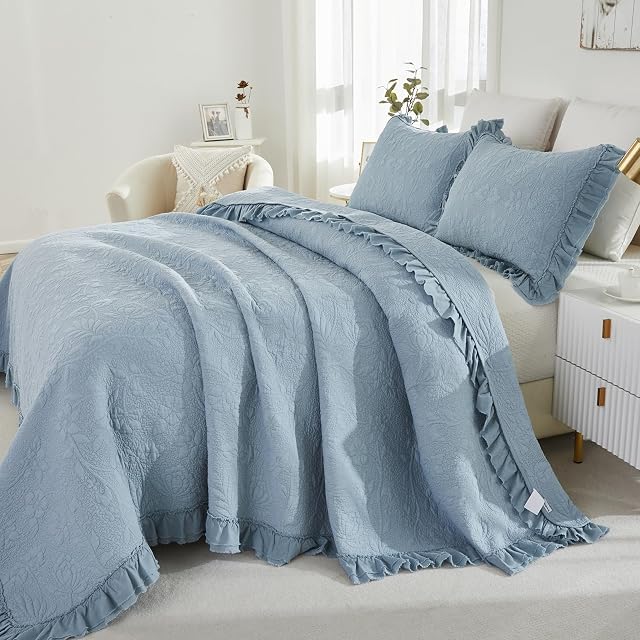 Brandream Blue Quilts Set Queen Size Bedspread Cotton Matelasse Bedding Luxury Ruffle Bedspread 3-Piece