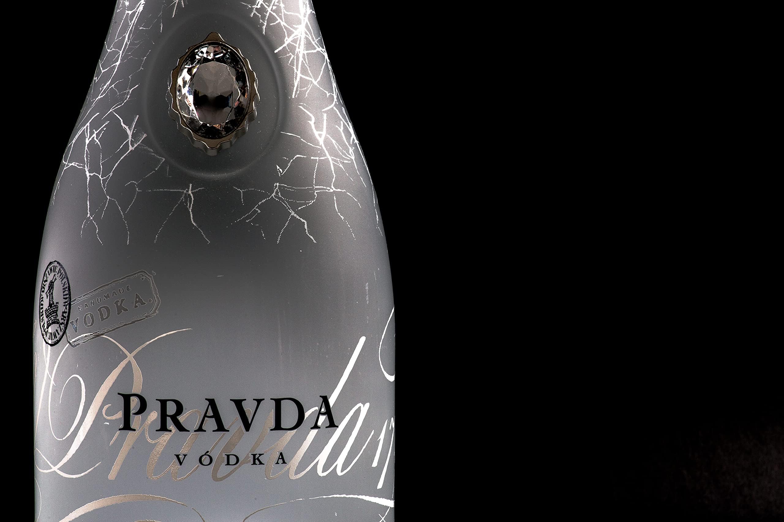 Pravda Vodka Limited Edition "Kosher for Passover" 0,7l 40% Vol - Polnischer Pessach Wodka
