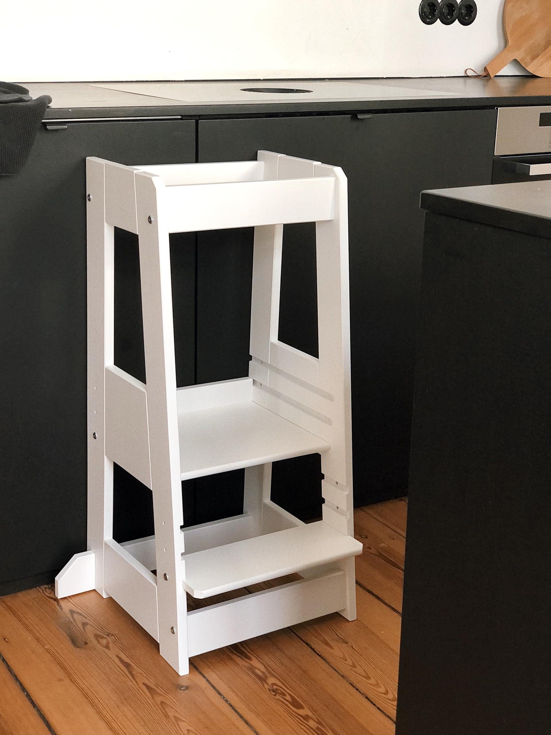 tiSsi® Lernturm Felix – Montessori Lernturm für Kinder, mitwachsend & höhenverstellbar, Entdeckerturm aus Buche, Weiß