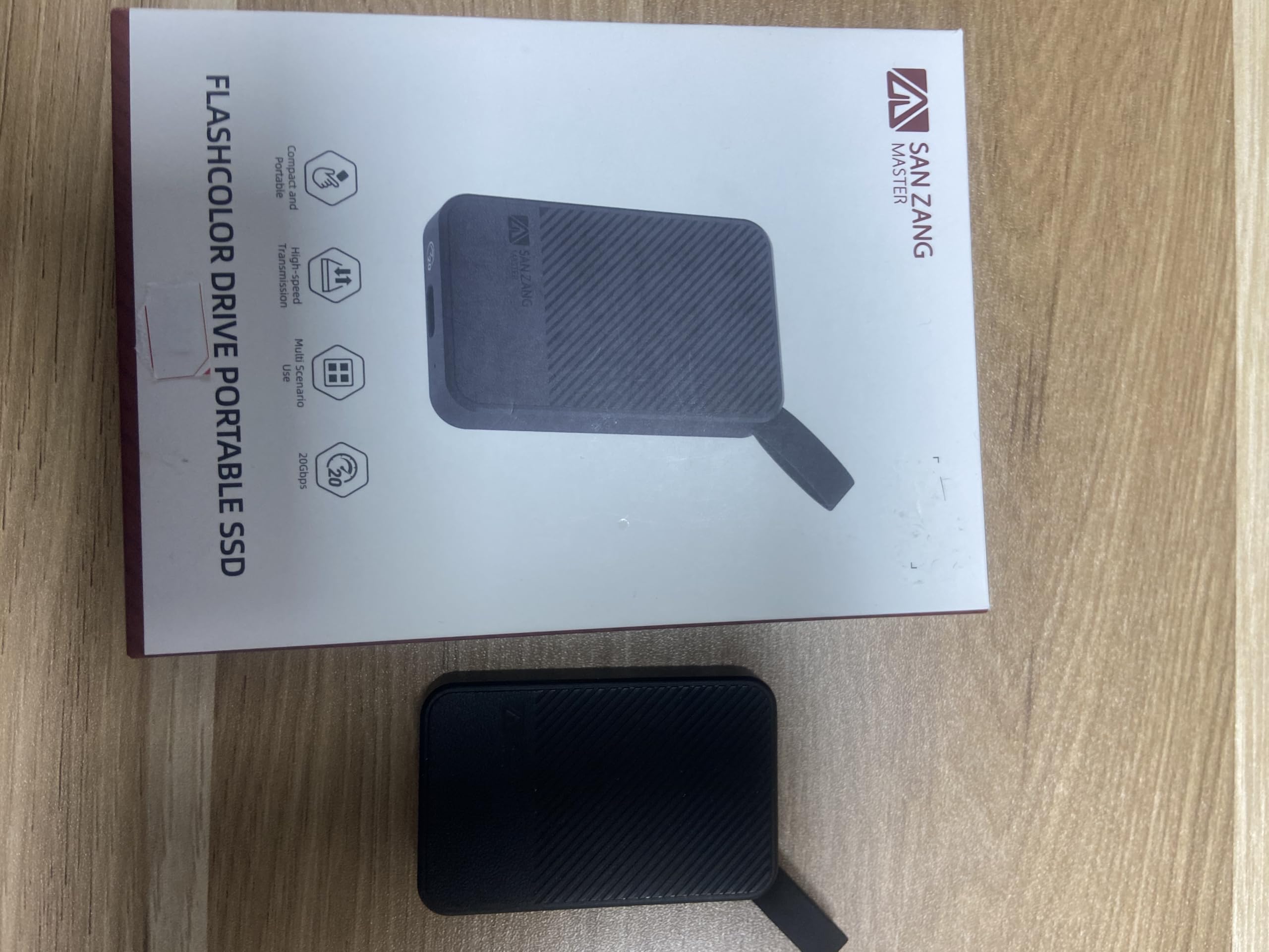 SAN ZANG MASTER Externe Festplatte 2TB,560 MB/s Lesen, 520 MB/s Schreiben,USB 3.2 Gen.1, Festplatte Extern für iPhone15-Serie, PC und Spielkonsole, Schwarz