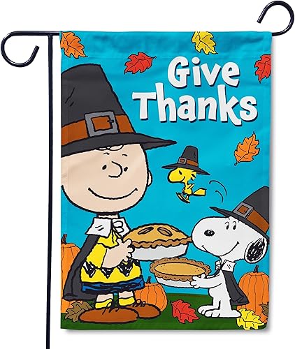 Flagology. com, PEANUTS, PEANUTS Give Thanks Charlie Brown and Snoopy - Bandera de jardín de 12.5 x 18 pulgadas, bandera para exteriores, tela