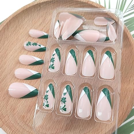 🍀 St. Patrick's Day Nails: Shamrock Press-On Manicure