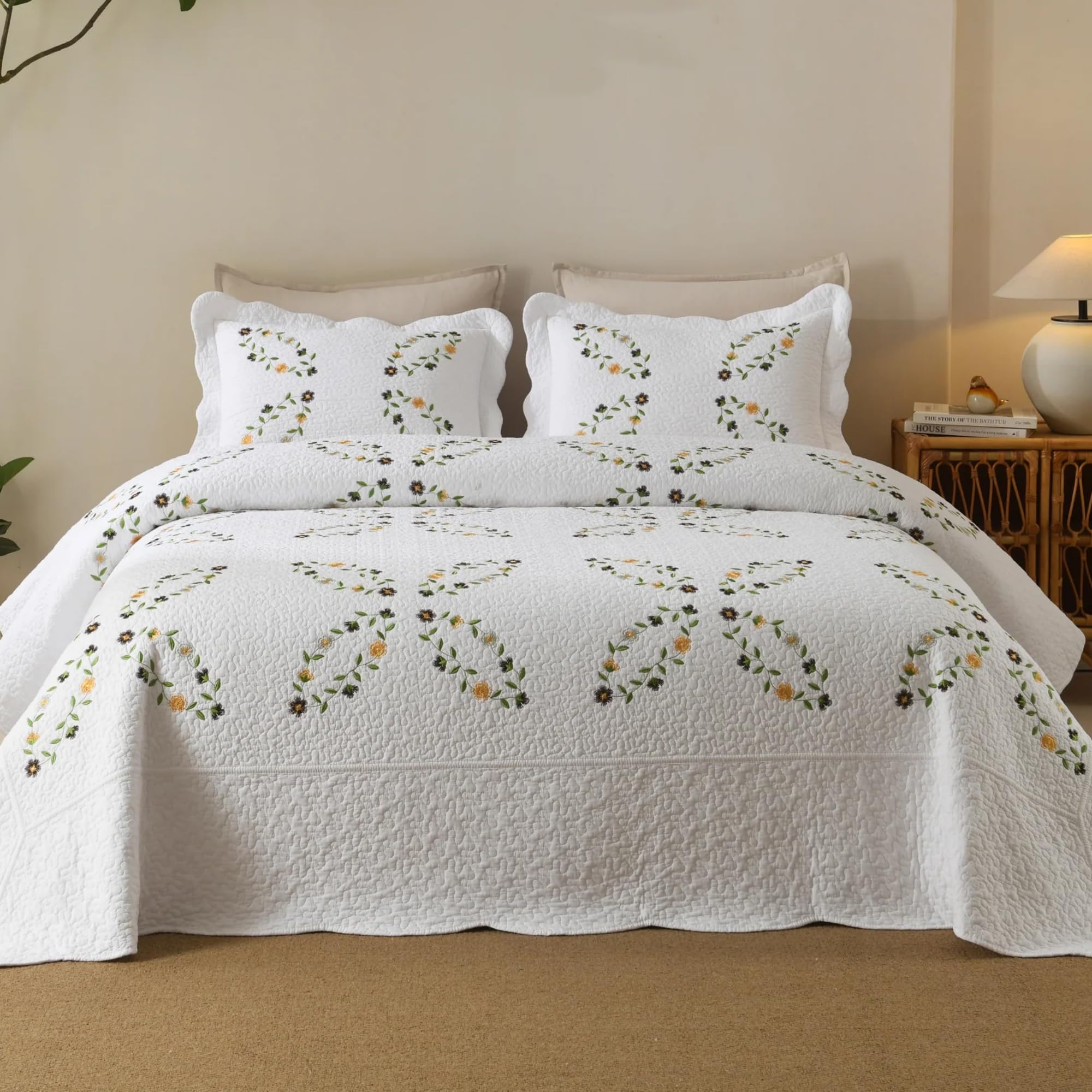 MarCielo 3pcs Cotton Quilt Set White Yellow Floral