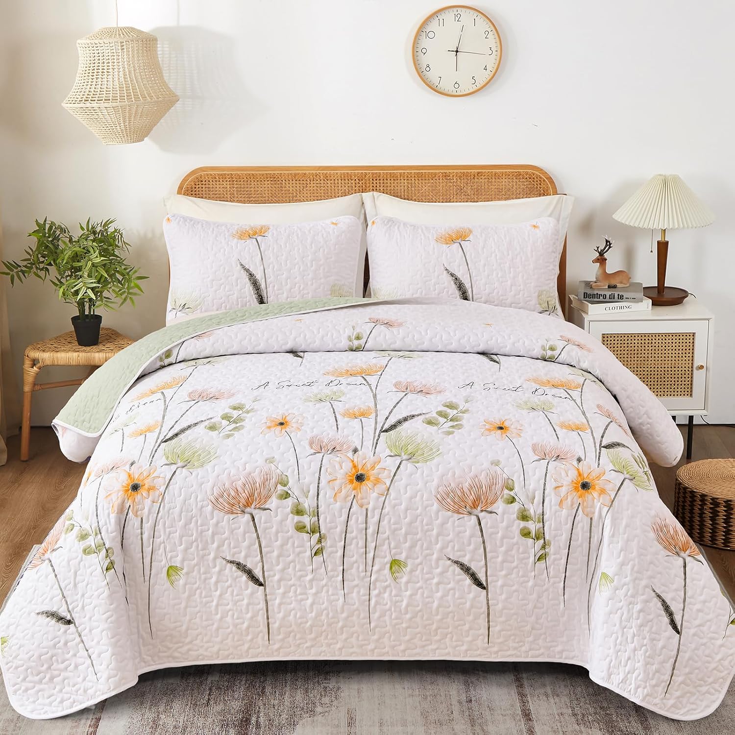 3 Pieces White and Green Floral Quilt Set Queen Yellow