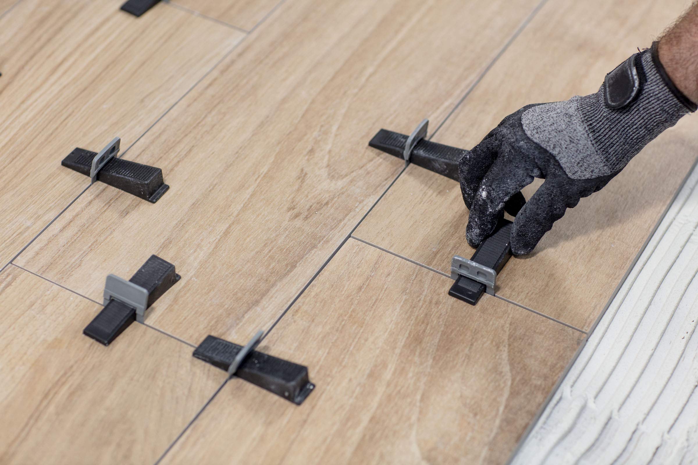 Tayg 913426 - Cuñas para Sistema de Nivelación 22 mm, Paquete de 100 Unidades