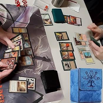 Magic: The Gathering Commander ボックス Card Deck Box for MTG with Commander Display, 5 in 1 Card