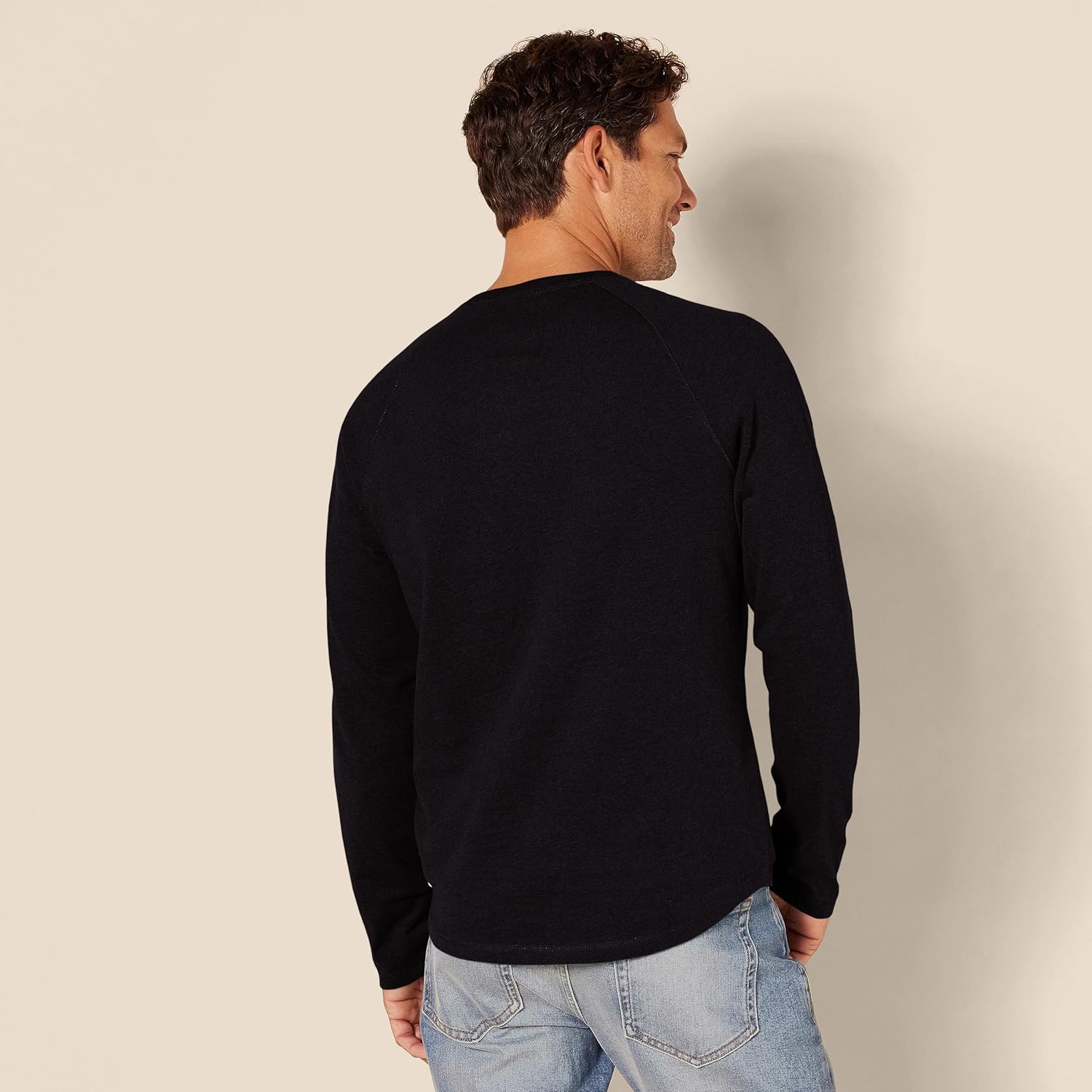 Amazon Essentials Men's Slim-Fit Long-Sleeve Henley Shirt - Image 2
