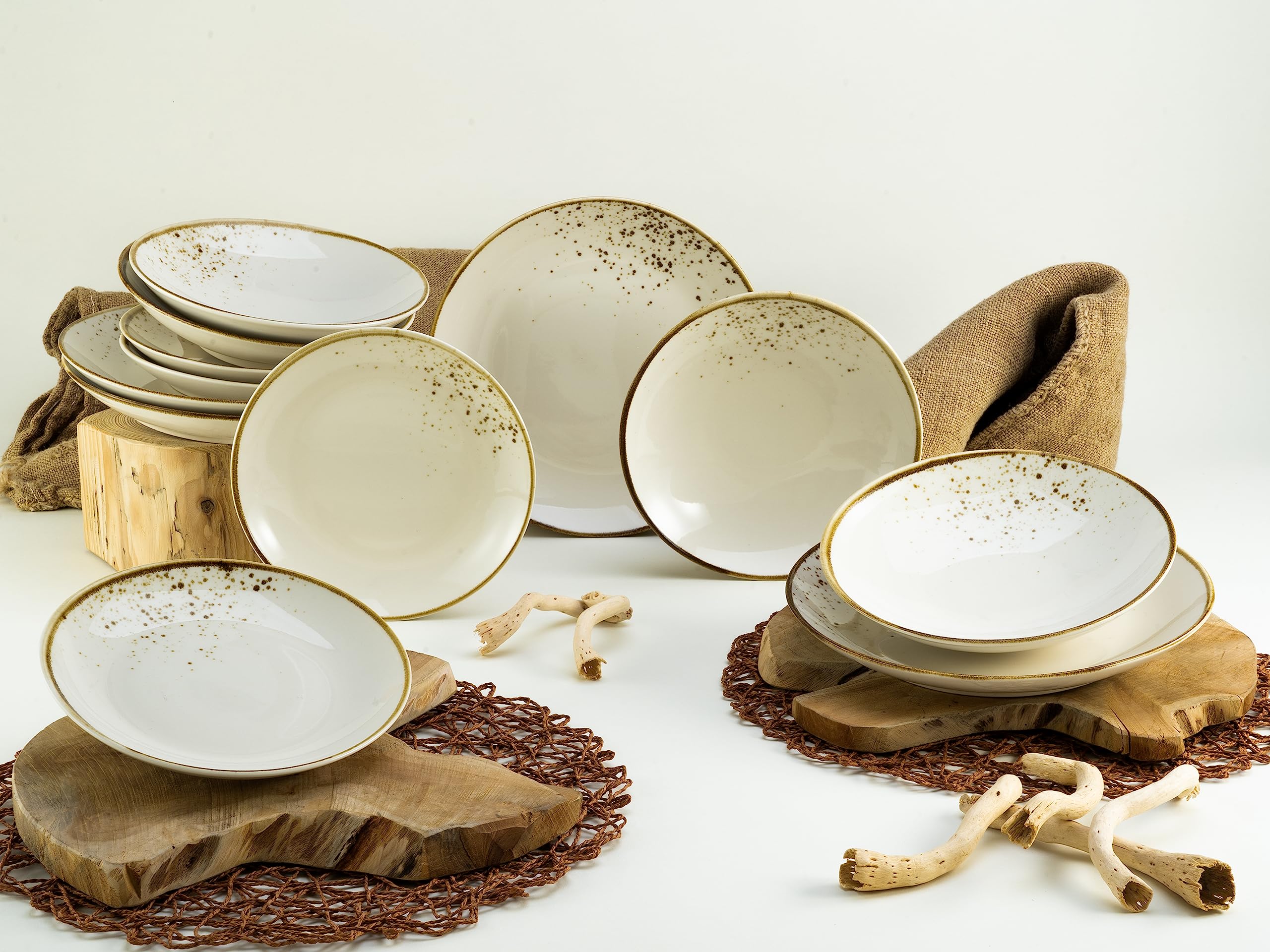 CreaTable, 14779, Serie Nature Collection Natural Living, 12-teiliges Geschirrset für 4 Personen, Teller Set aus Steinzeug, spülmaschinen- und mikrowellengeeignet, Qualitätsproduktion
