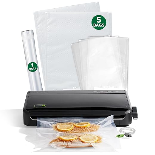 FoodSaver Vacuum Sealer Machine with Automatic Bag Detection, Sealer Bags and Roll, and Handheld Vacuum Sealer for Airtight Food Storage and Sous Vide, Silver