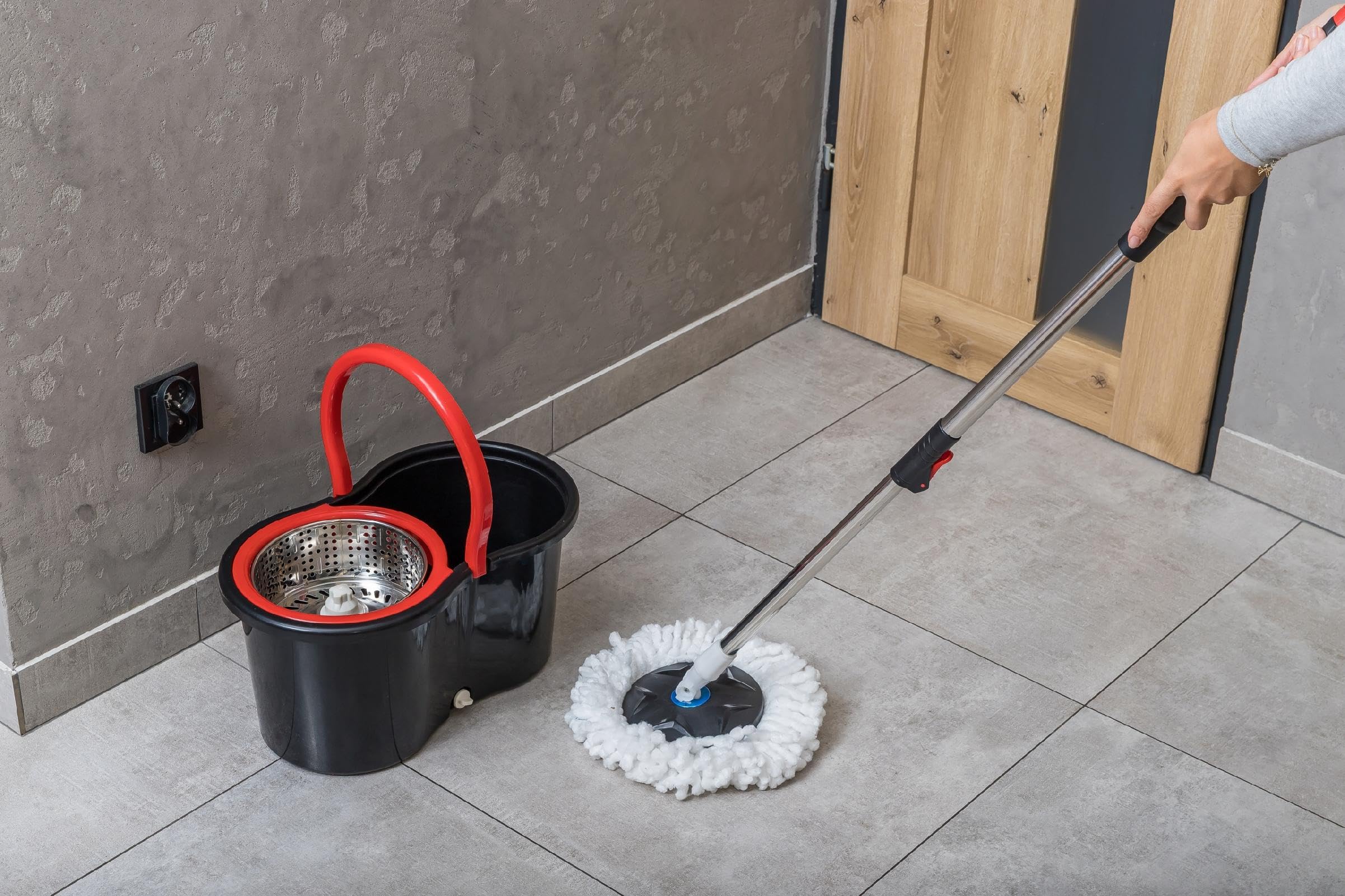 MOP OBROTOWY WIRUJĄCY 360 NAPĘD W RĄCZCE WIADRO + 2 WKŁADY