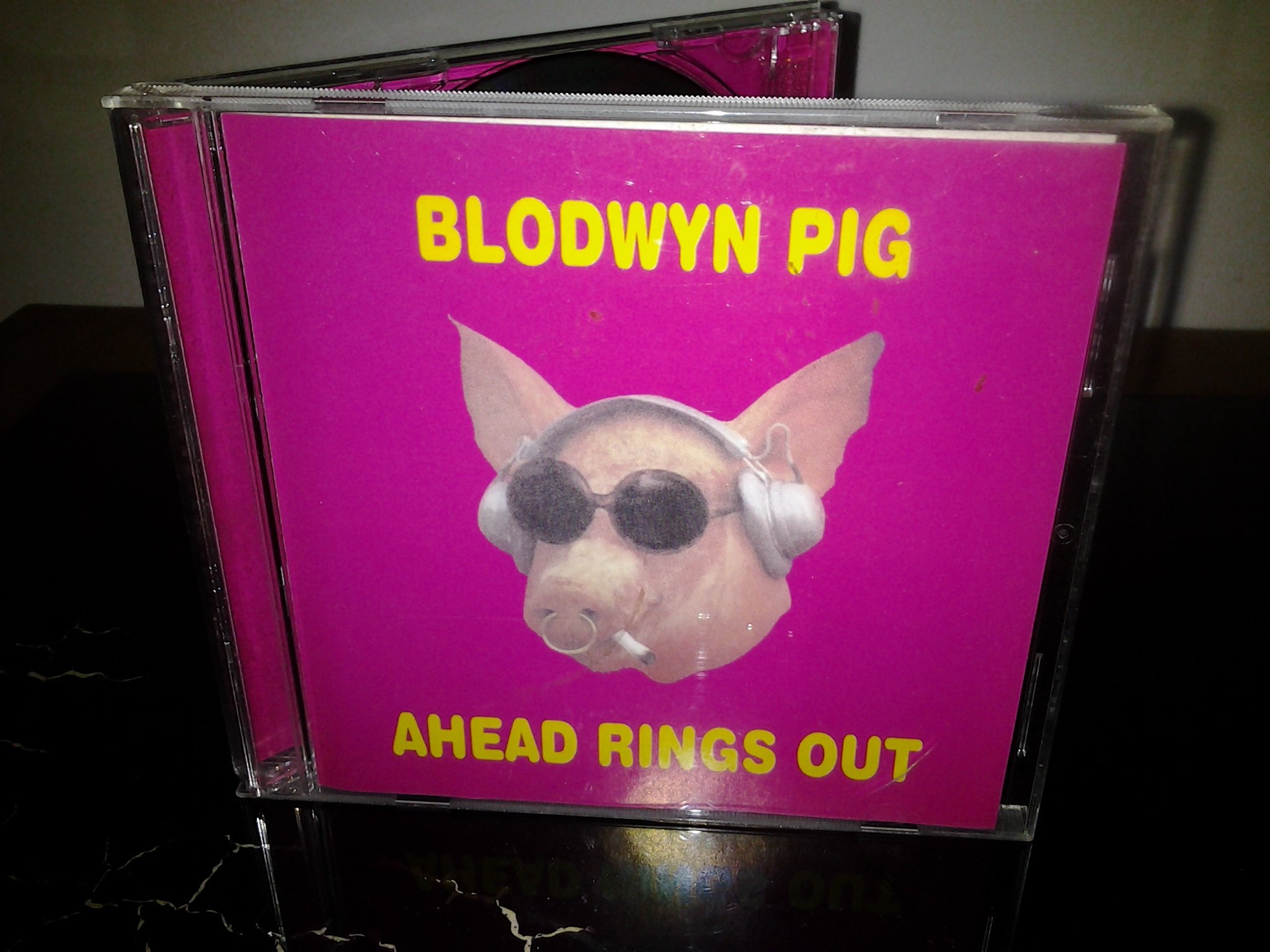 A Head Rings Out + 7