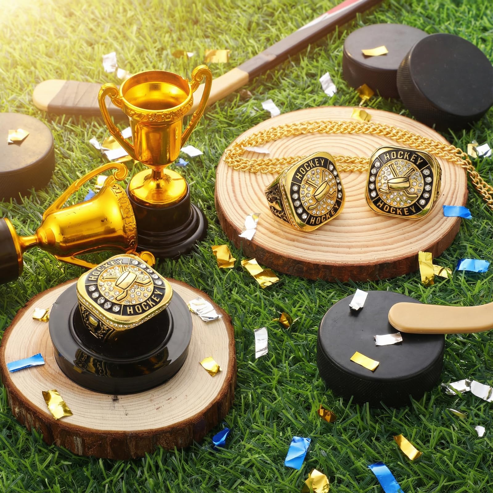 Highergo Juego de 10 anillos de trofeo de fútbol, voleibol, béisbol, MVP, campeonato de golf, con soporte de cadena de exhibición, sóftbol, baloncesto, animadoras, bolos, pista de campo para regalo de