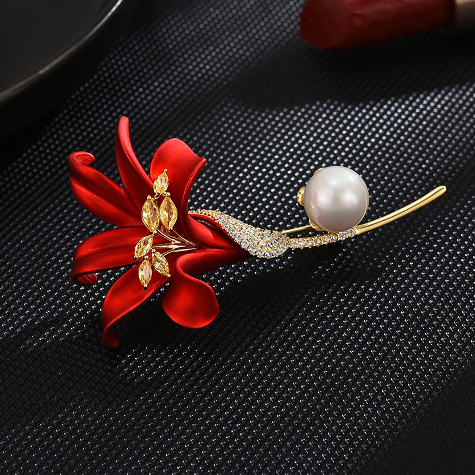 Damen Brosche mit Blumenmotiv, vergoldet, Lilie, Schneeflocke, Anstecknadel, Accessoire, Anzug-Accessoire