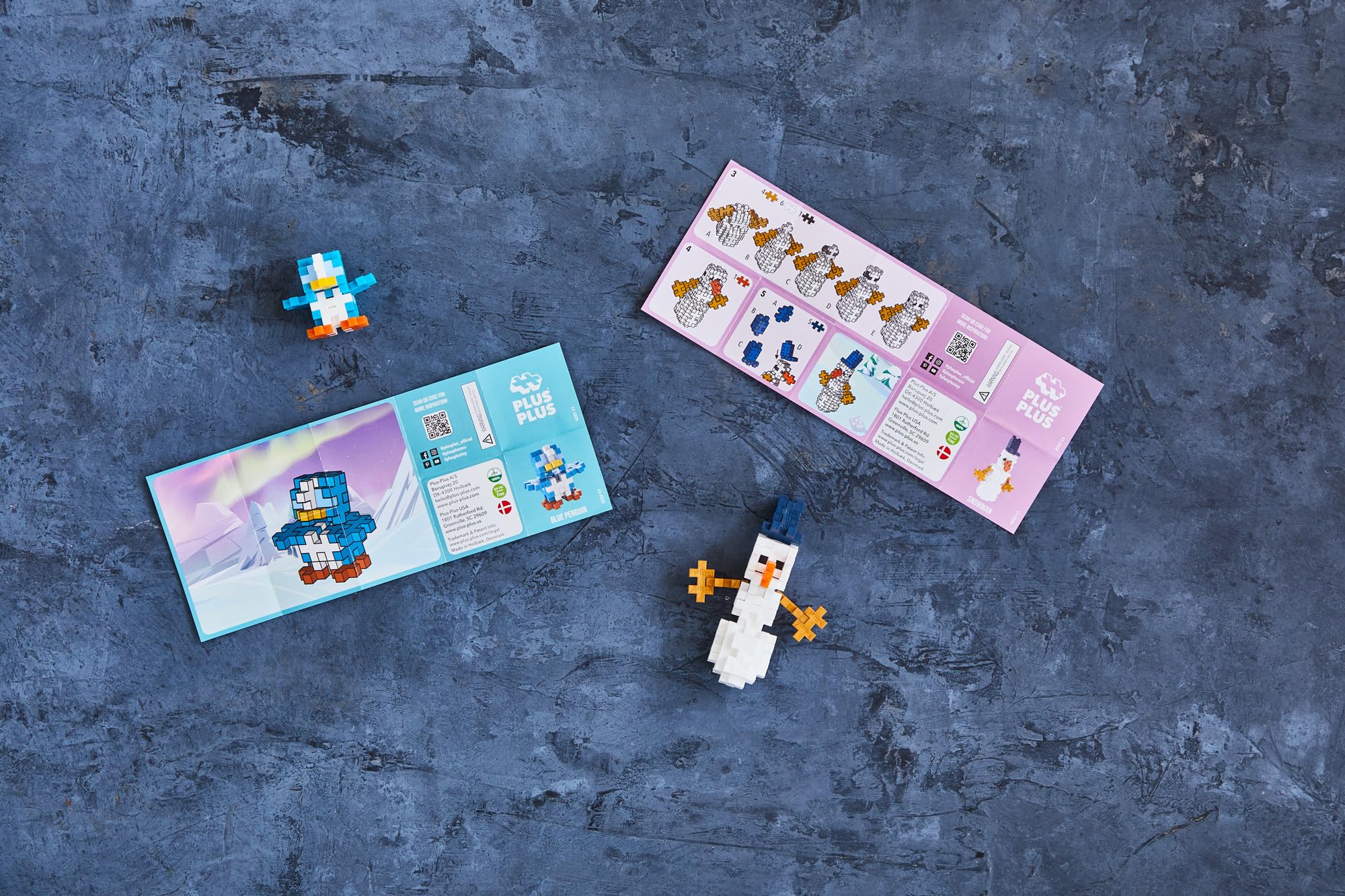 Plus Plus - Adventskalender mit 25 Überraschungen – Bauspiel für Kinder – kreatives Weihnachtsabenteuer mit Anleitung – ca. 600 Teile – für Mädchen und Jungen ab 5 Jahren