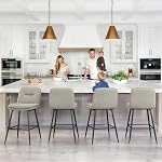Cozyman Ensemble de 3 24" Tabourets de comptoir pour l'île de la cuisine,Beauge Gray, cuir faux, dossier rembourré, facile à nettoyer, hauteur de siège 24.4", tables hautes 35"-38" , style moderne