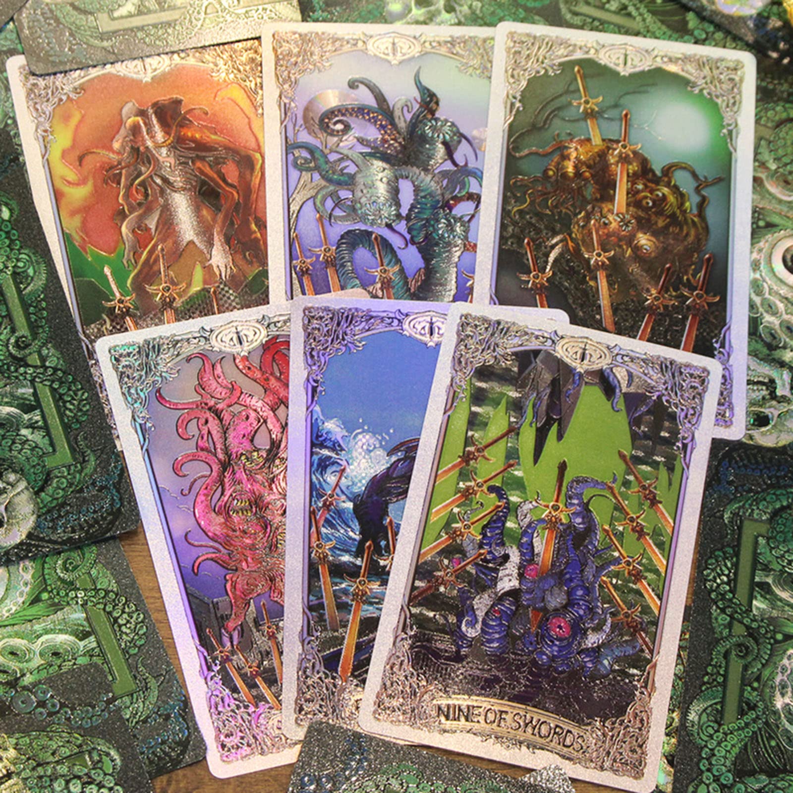 Jeu de cartes de tarot for débutants, jeu de cartes de tarot, cartes de tarot originales de luxe, jeu de tarot étanche en PVC avec guide et boîte de jeu de divination, bracelet cadeau aléatoire for dé