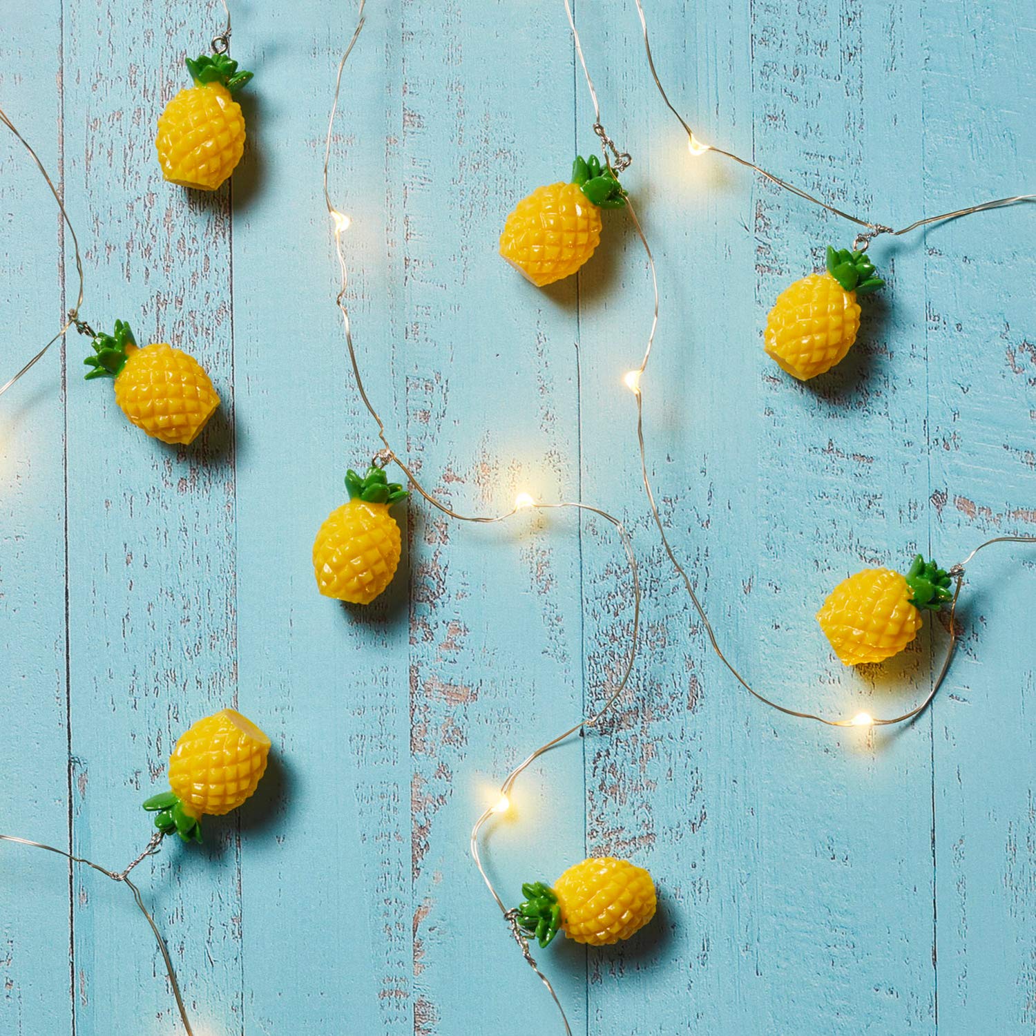 Lights4fun Warm White 20 Pineapple Battery Operated String Fairy Lights Micro Leds With Timer 1.9M