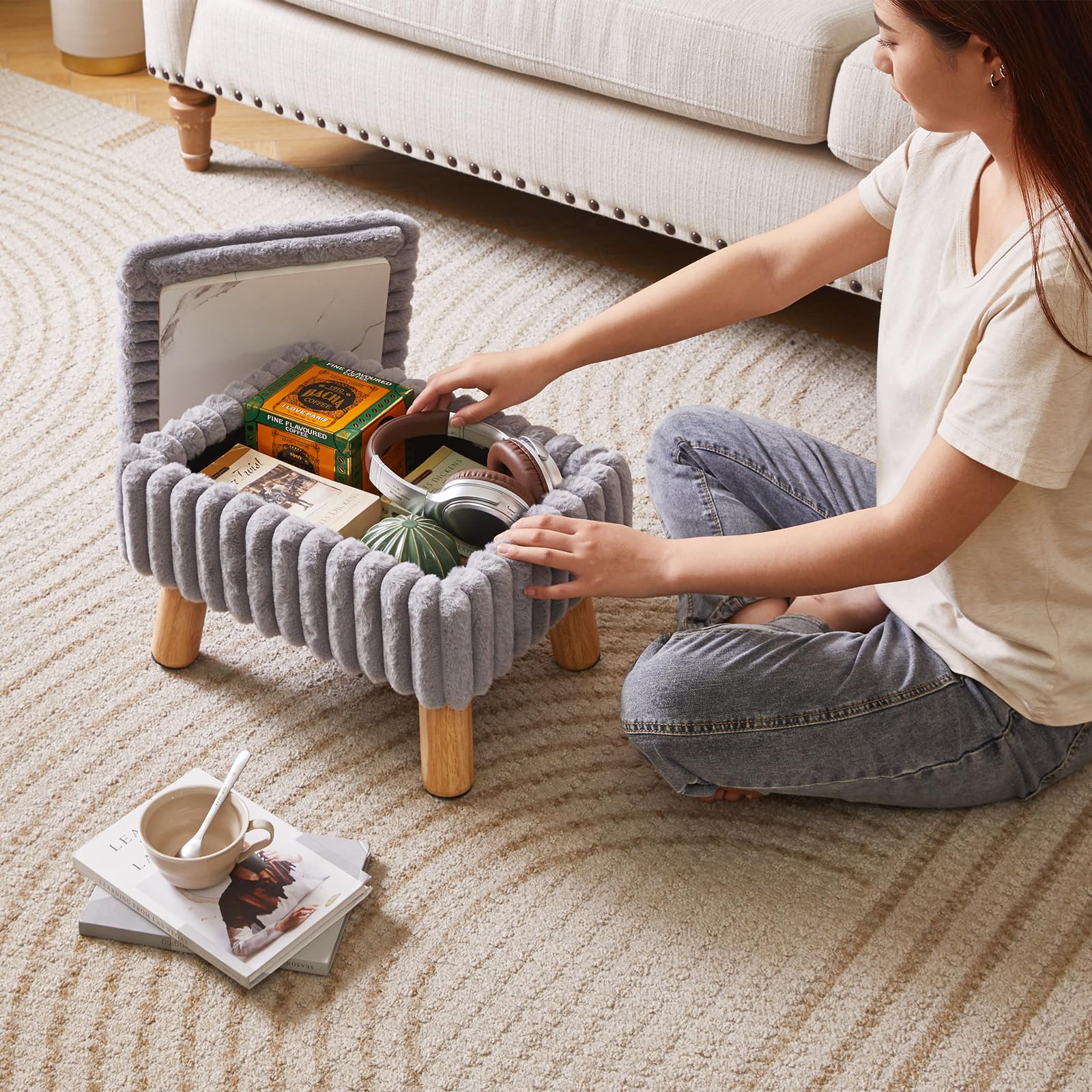 Aibiju Taburete Pequeño, Otomana de Terciopelo con Patas de Madera, Reposapiés Otomana, Asiento Adicional, Mesa Pequeña para Sala de Estar, Dormitorio, Recibidor, Gris YD-JD152G