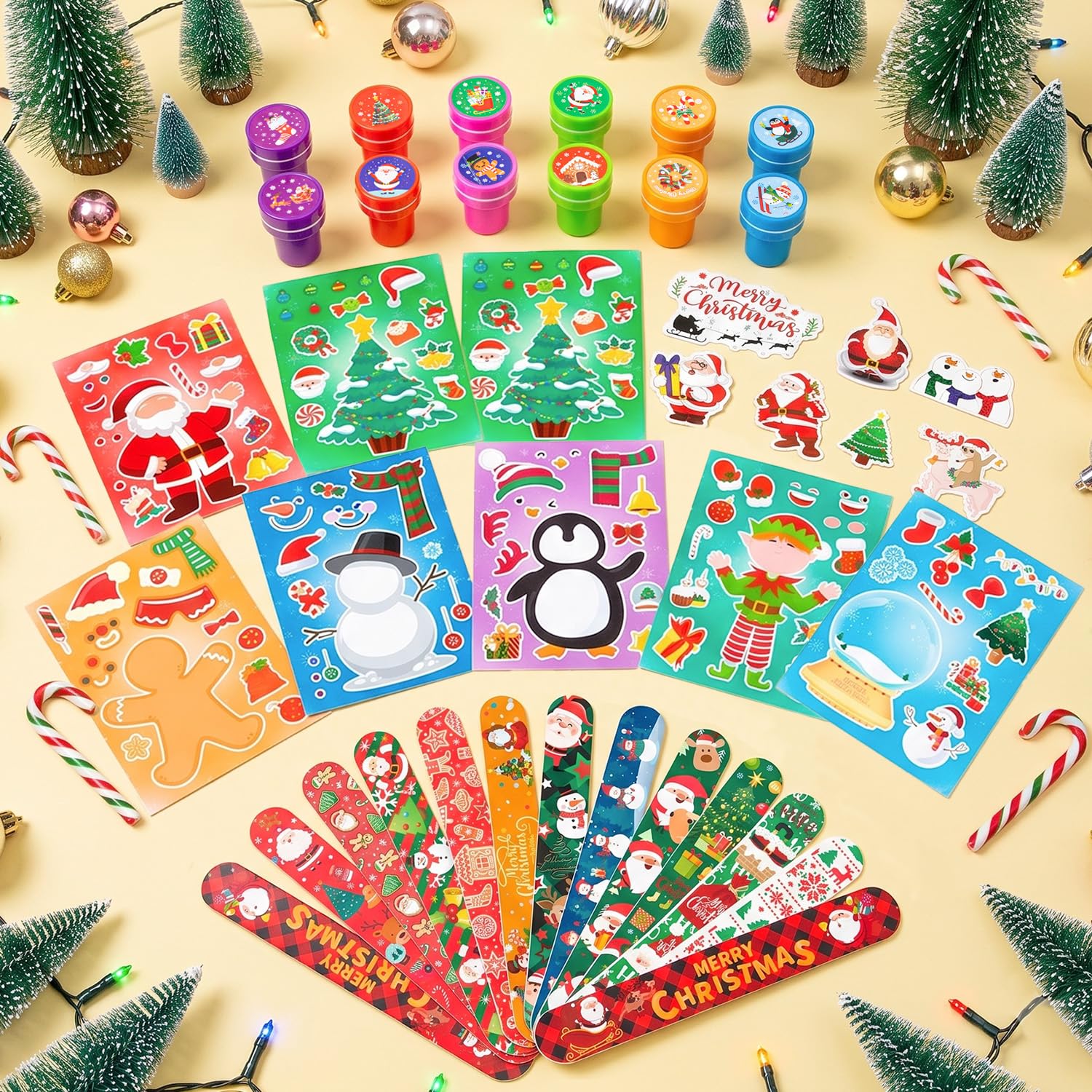 Lot de 134 cadeaux de Noël, décoration de Noël pour enfants