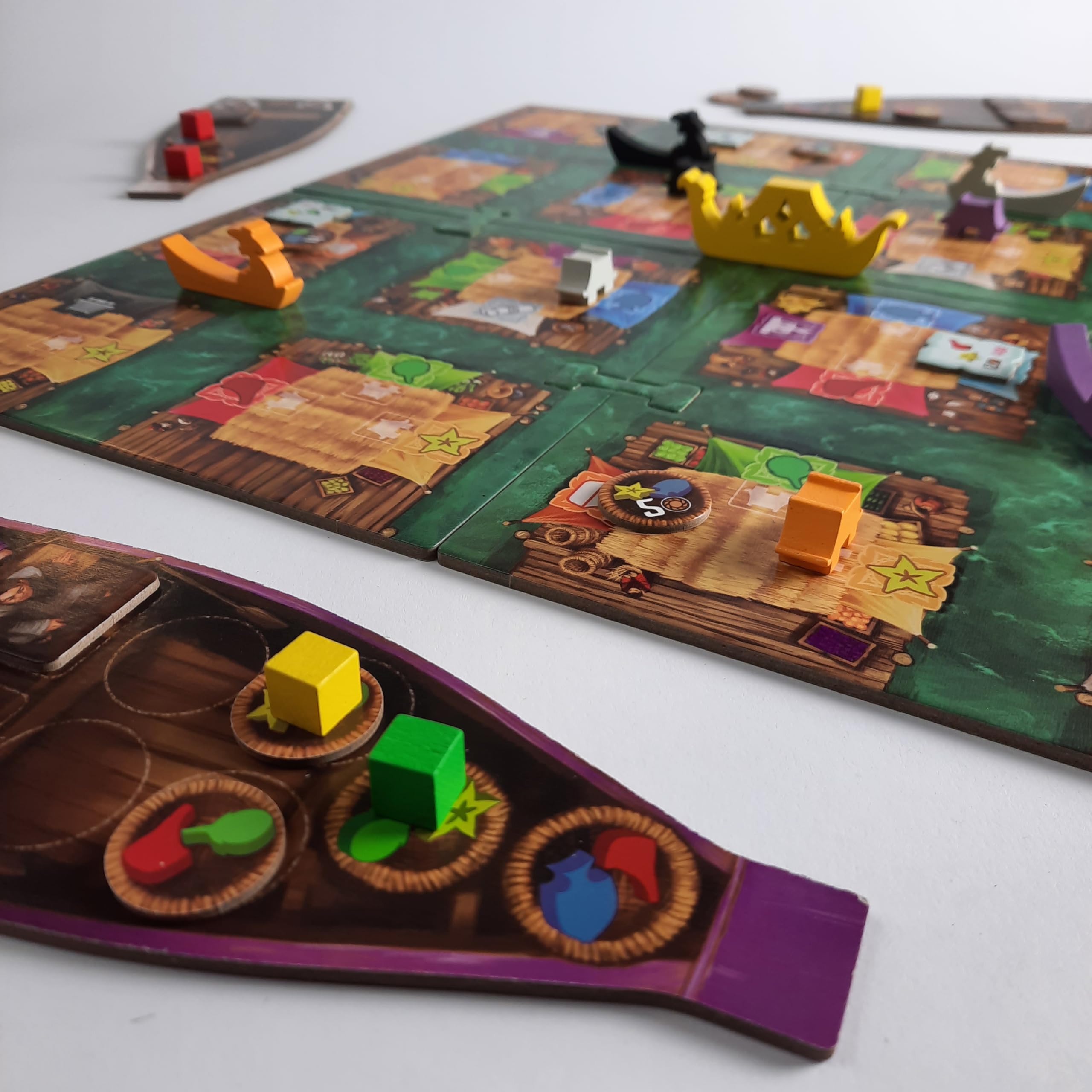 Phraya - Brettspiel - 2-4 Spieler - Ab 12+ Jahre - Gesellschaftsspiel - Strategiespiel - Handelsspiel - Kennerspiel - 90 Minuten - Ideal für den Brettspieleabend