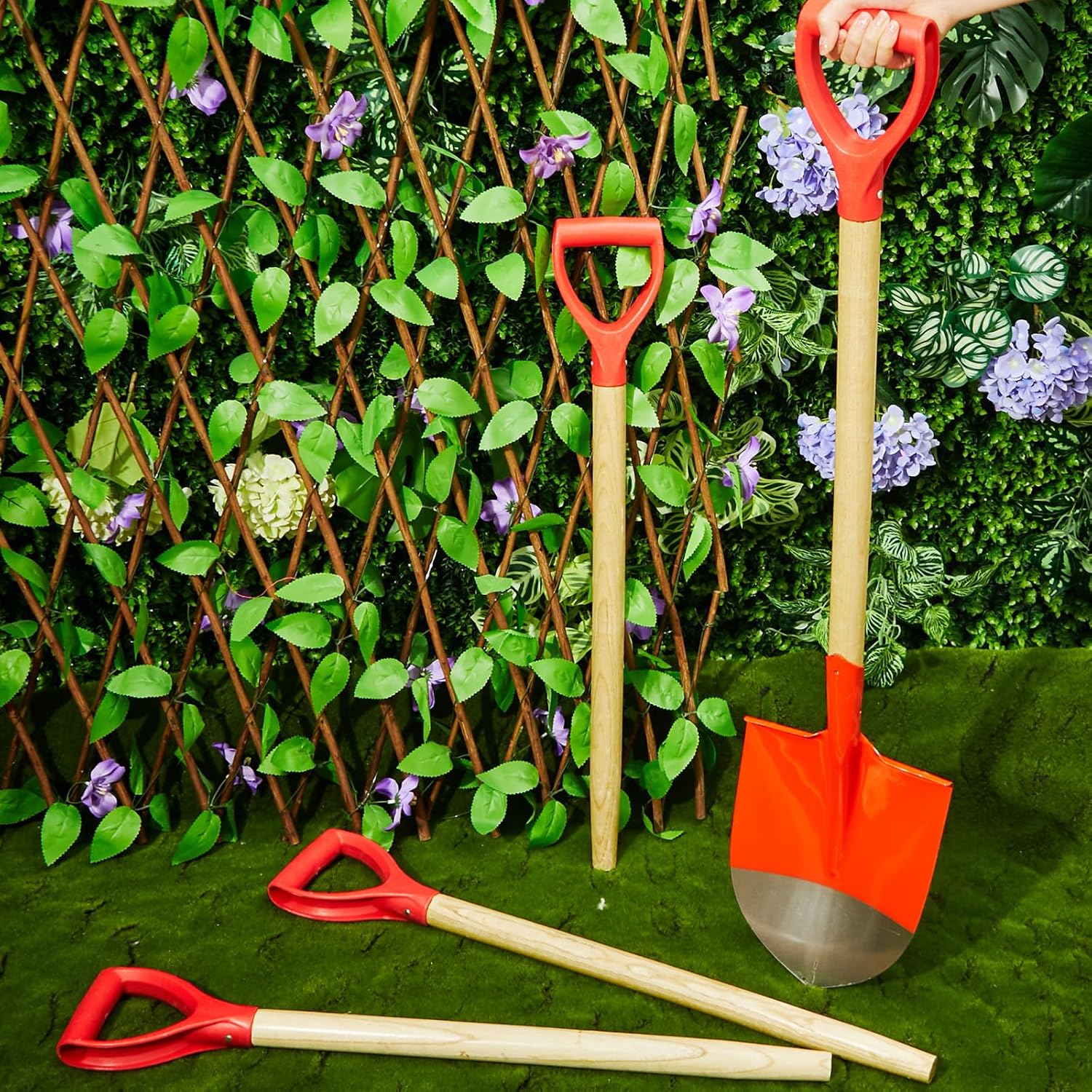 Gisafai 4 Pcs Wooden Shovel Handle Replacement Long D Shovel Handles 28.7 Inch Plastic Grip Handle for Digging Raking Tool