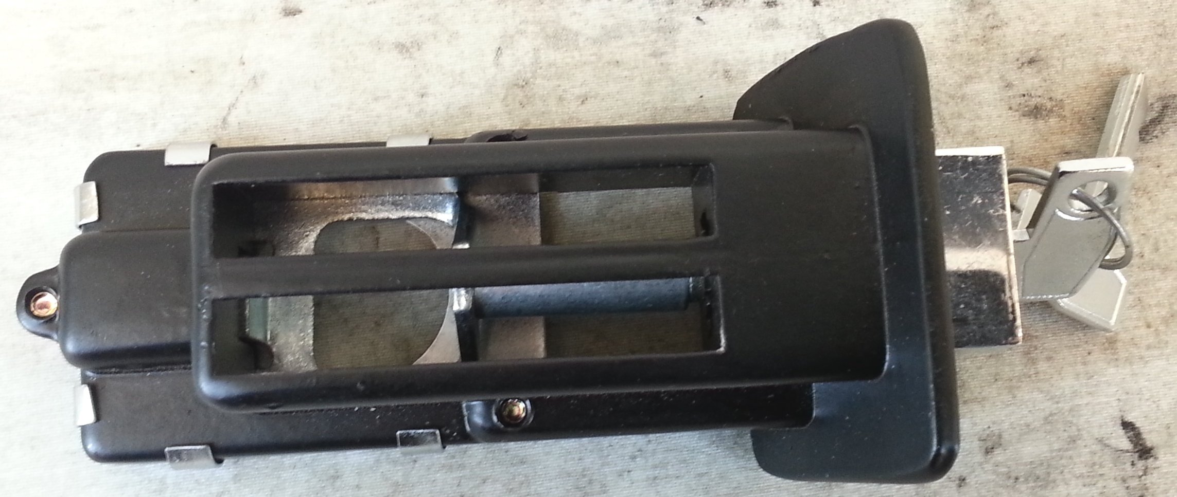 SERRATURE BLOCCHETTO SELLA COMPATIBILE CON vespa 50 special 125 primavera e selle yankee