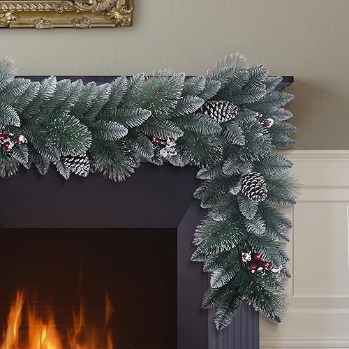 Miniatura 4 de Puleo International Guirnalda de Navidad artificial de pino de 9 pies con piñas, bayas rojas y detalles de purpurina plateada, azul/verde
