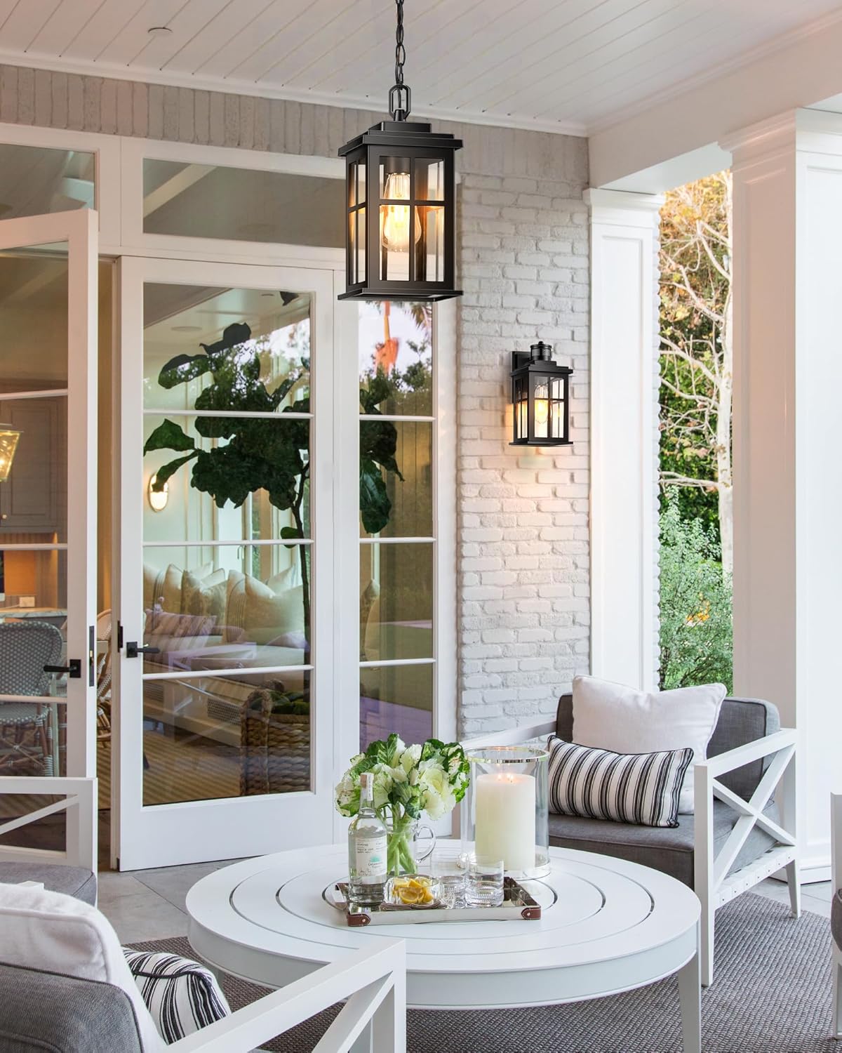 Black Outdoor Pendant Lights for Porch, Modern Hanging Porch Light, Waterproof Outdoor Pendant Lights with Tempered Glass, Aluminum Hanging Exterior Light for Patio, House, Adjustable Chain