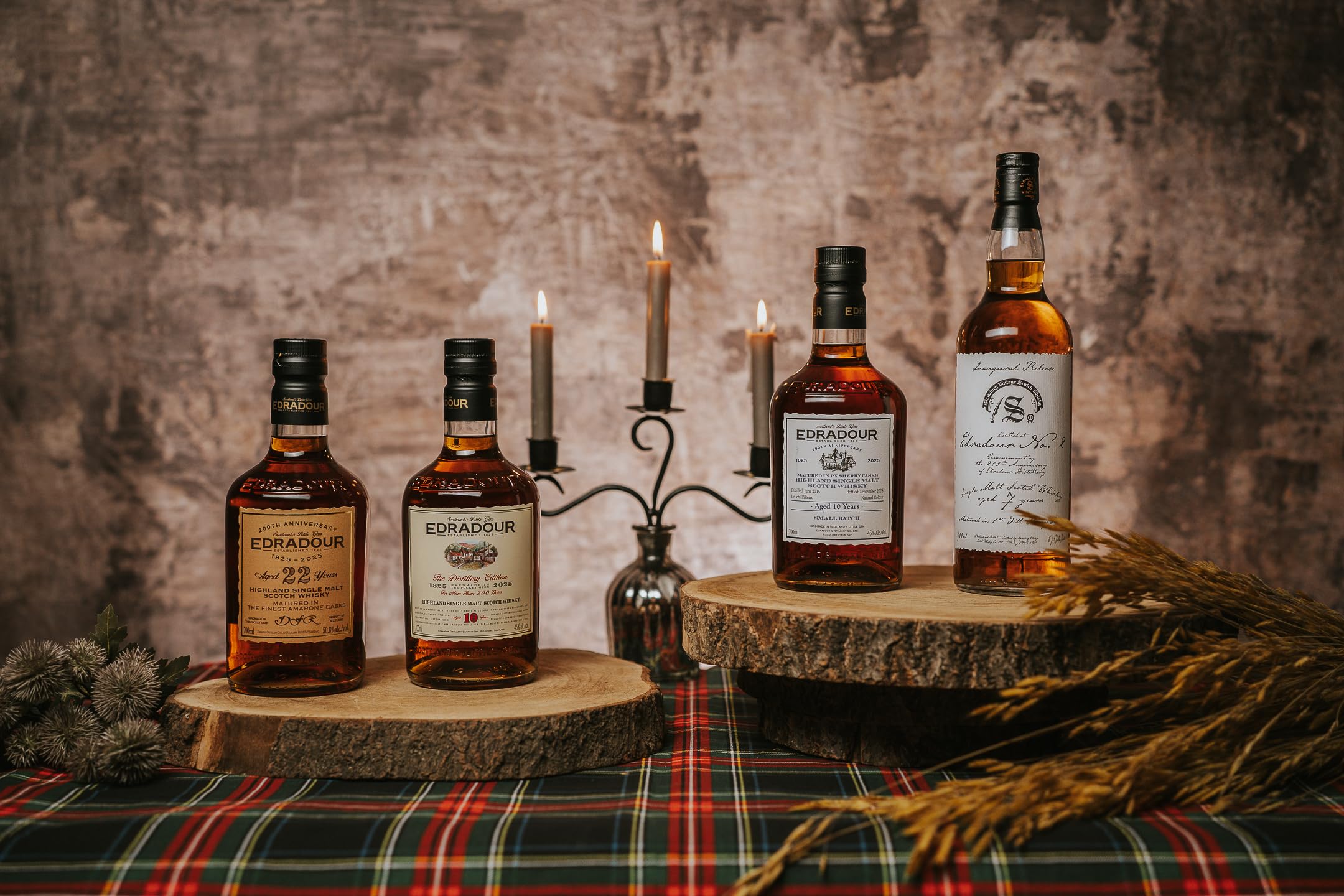 Edradour 10 Jahre Highland Single Malt Whisky – 200th Anniversary I 100% Oloroso-Sherryfässer I Nicht kühlgefiltert und ungefärbt I 46% Vol. I 700 ml