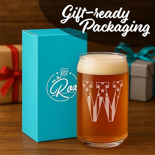 Miniatura 89 de Vaso en forma de lata de cerveza con monograma grabado - bandera de EE.UU.