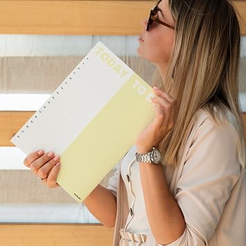 Undated Daily Planner A4: Day per Page Agenda with Schedule, Tasks & TO DO TODAY. Ideal Daily Organiser for productivity. Organise your day effectively!