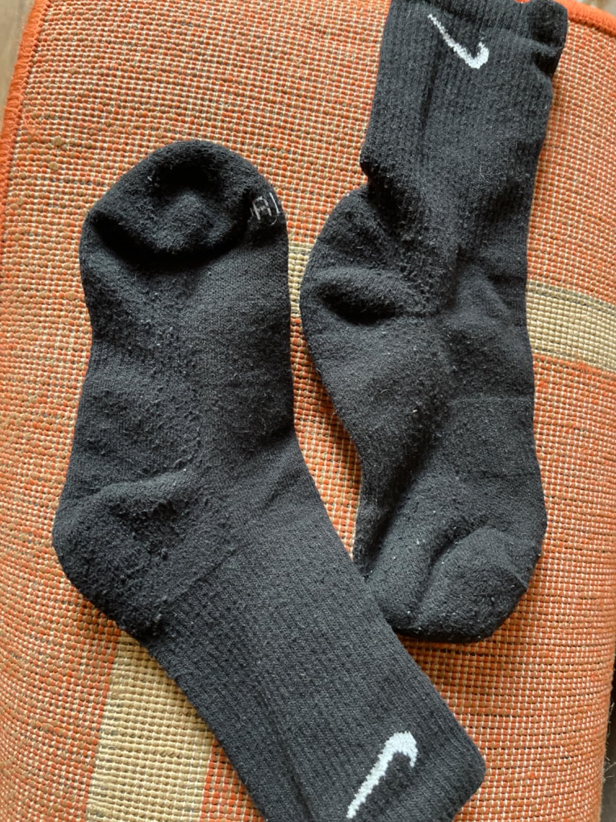 nike performance cushion crew socks with band