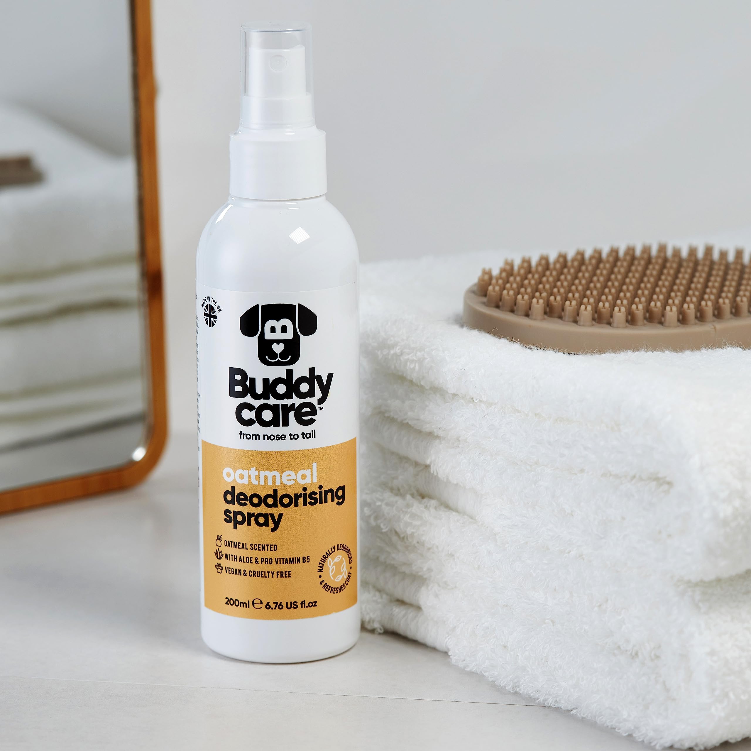 Buddycare | Dezodorant w sprayu dla psów - kojący dezodorant w sprayu dla psów - z aloesem i witaminą B5, mąka owsiana, 200 ml (zestaw 1 szt.)