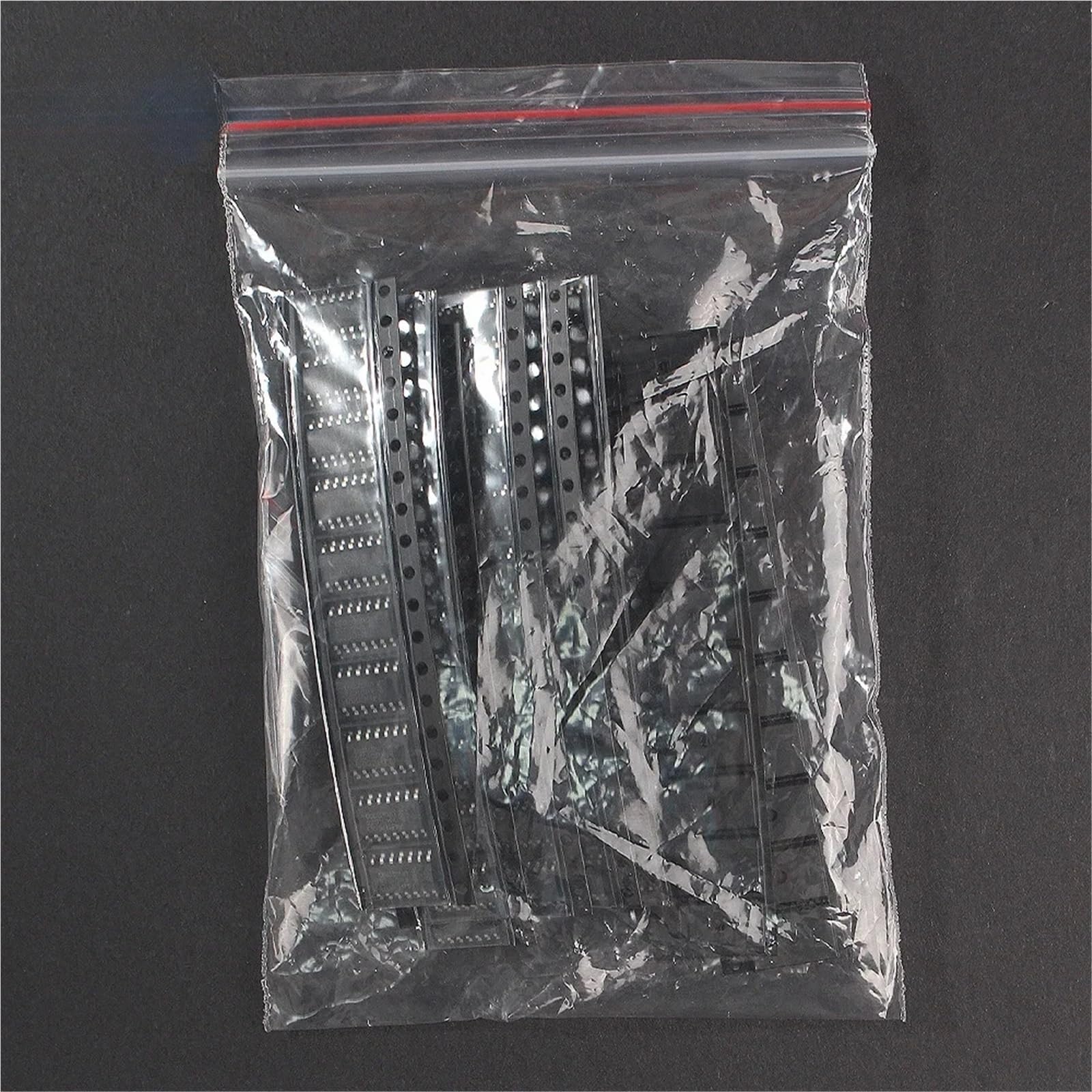 Kit di componenti elettronici IC logici SMD da 80 Pezzi 74HC00D 74HC04D 74HC08D 74HC14D 74HC138D 74HC164D 74HC165D 74HC595D Set di Chip IC SOP