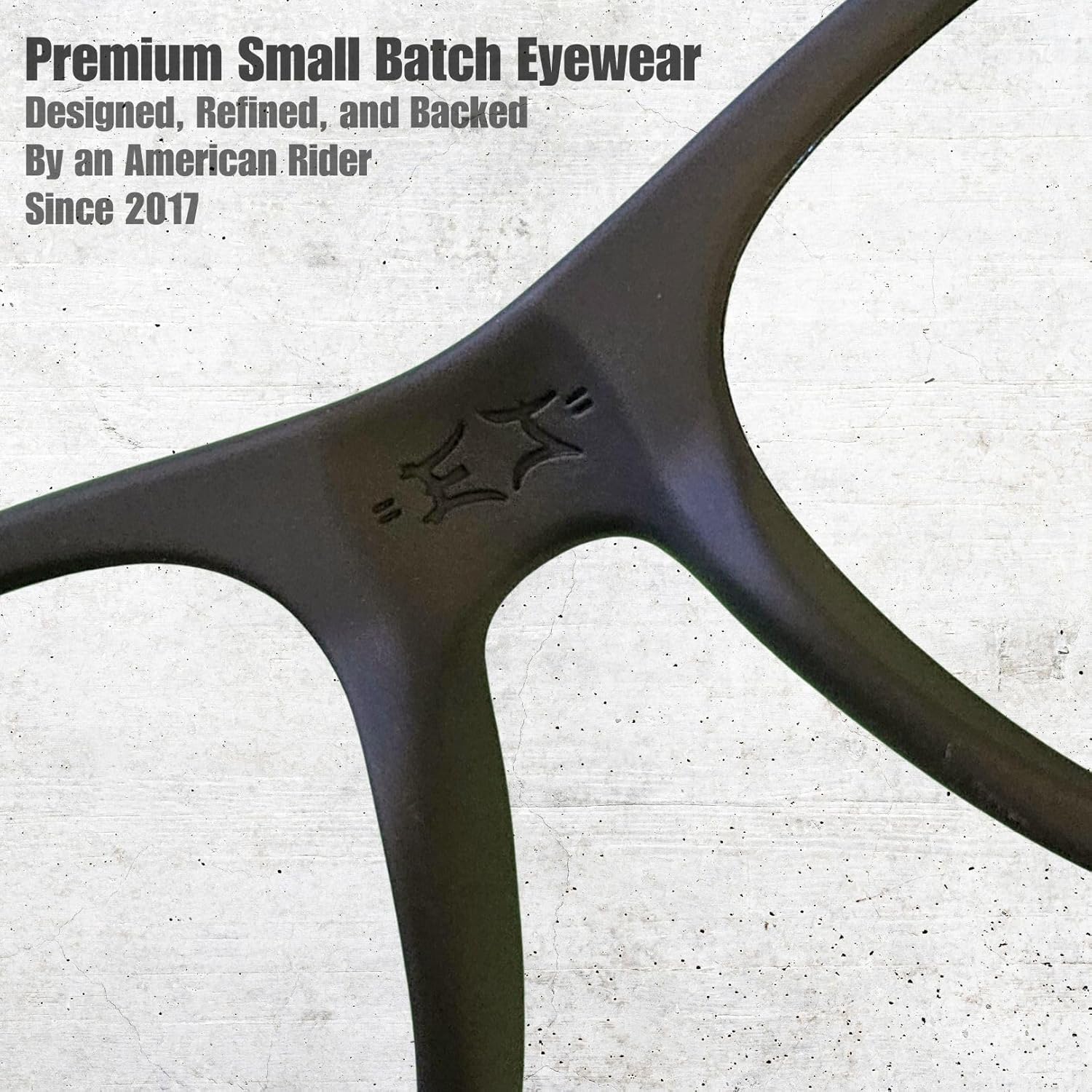 EJ The Main Street Original Clear-to-Grey Auto-Tint Motorcycle Glasses - Image 5