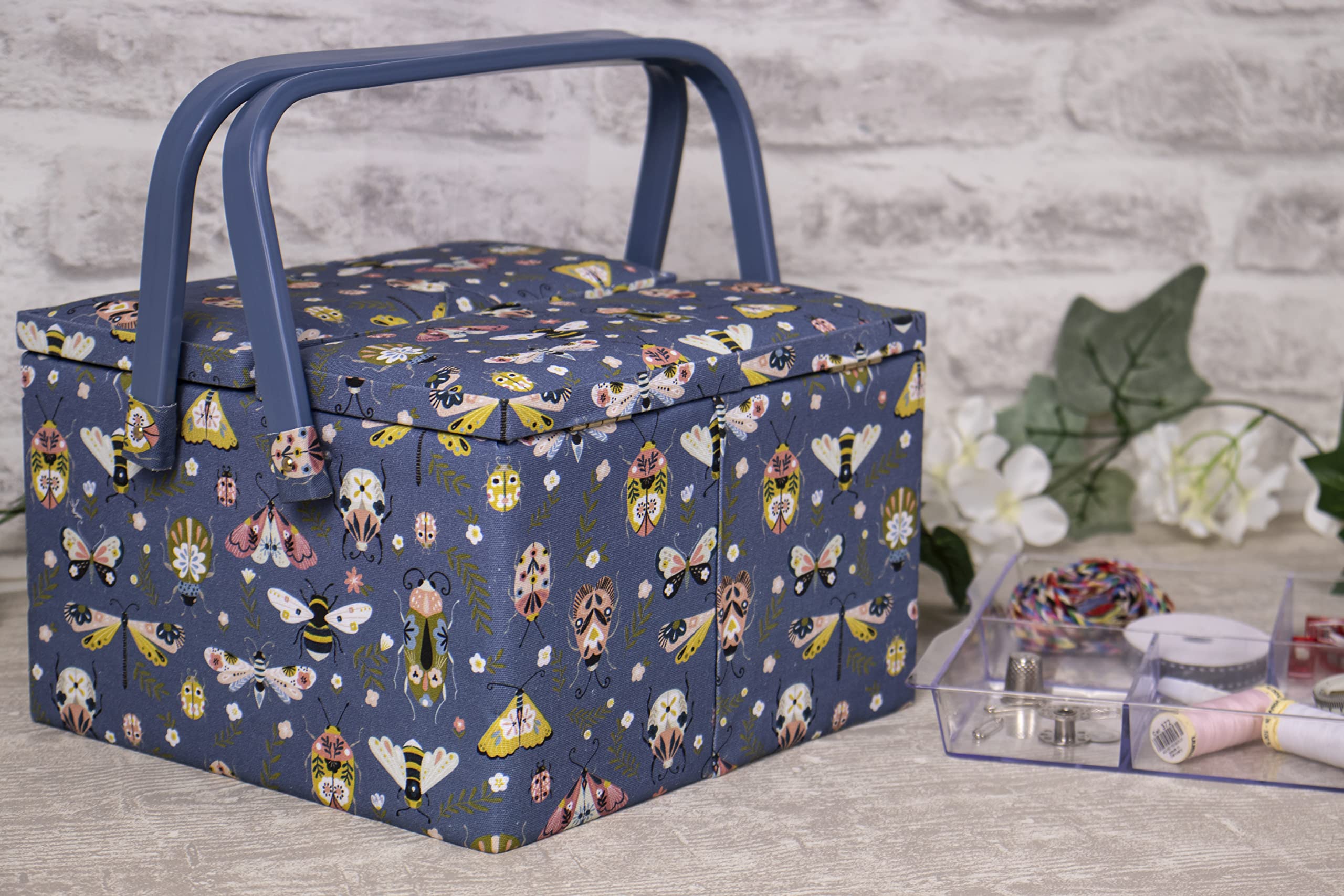 Hobby Gift Exclusif Grande boîte de rangement pour travaux manuels à double couvercle, 25 x 25 x 17 cm, Mini bêtes, insectes, petites créatures, MRLTLEƚ