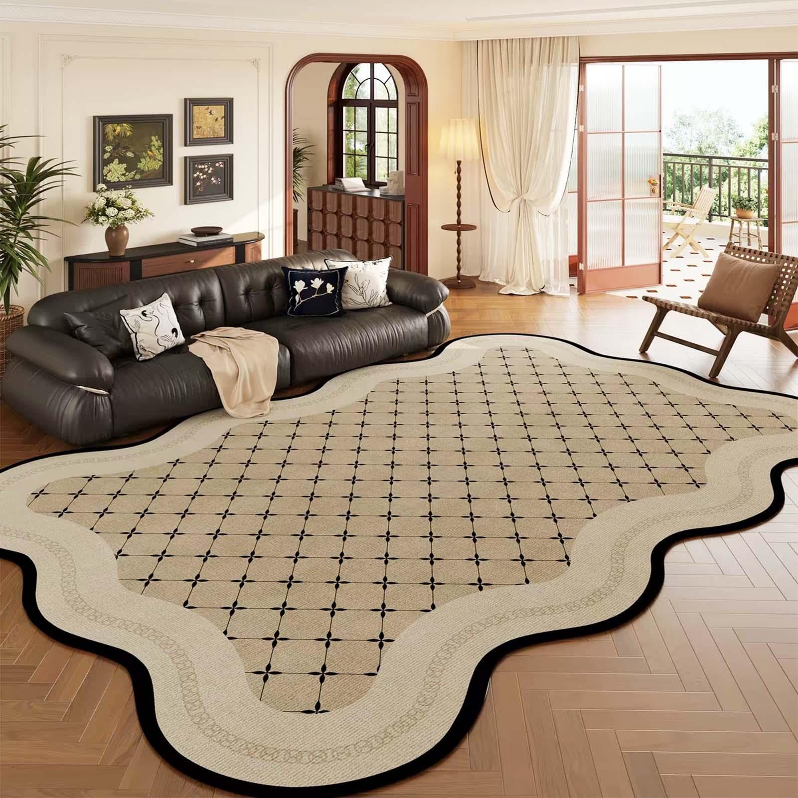 Vintage-Teppich mit unregelmäßiger Form für Wohnzimmer