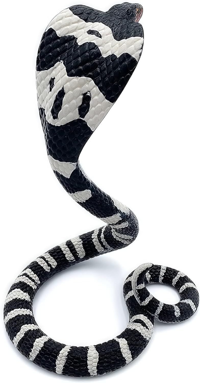 Snake Toys Scary Prank Cobra Animal Figures Gag Gifts Halloween Decorations for Children's Animal Figurines Toys for Home and Garden Decorating