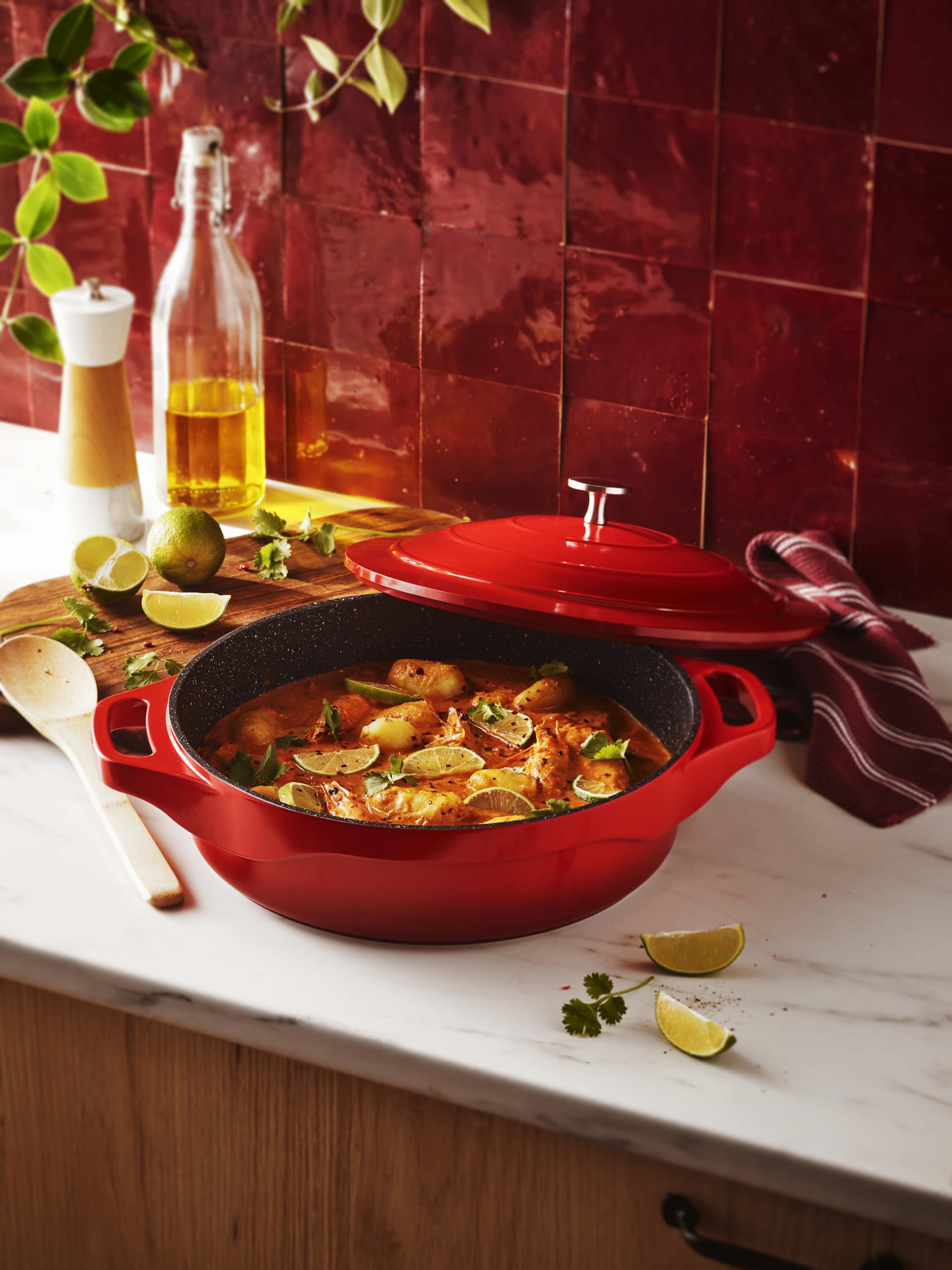 Pradel Excellence - PCUI003005 - Mijoteuse Ø28 cm avec Couvercle - Gamme Magma - Fonte d'Aluminium - Revêtement Antiadhésif façon Pierre - Maniques incluses - Tous Feux, Four, Lave-Vaisselle
