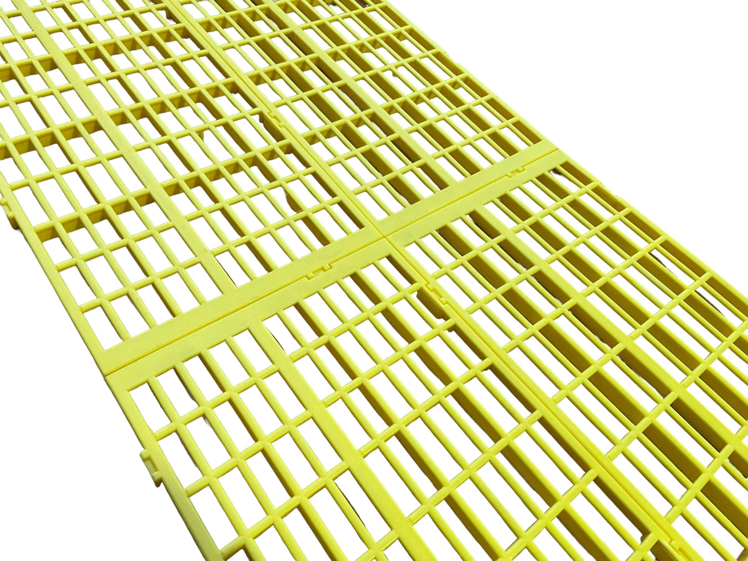 Posatoio di Plastica Giallo per Avicoli. Kit Composto da 4 Pezzi. Forma Il Fondo delle Gabbie. Cm 25 x 50 x H 1,7 cadauno.