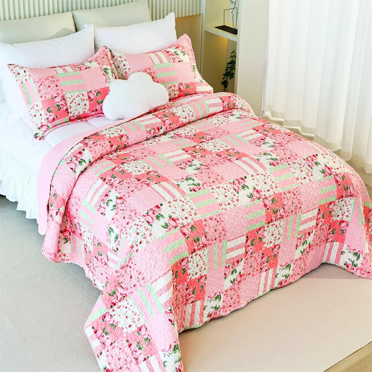 Cmfshape Garden Floral Quilt Bedspread King Size,3 Piece Patchwork Pink Quilt Set with 2 Pillow Shams,Summer Bedding Set for Girls Women,Soft Lightweight Bed Coverlet for All Seasons(King106x96 Pink) - Image 3