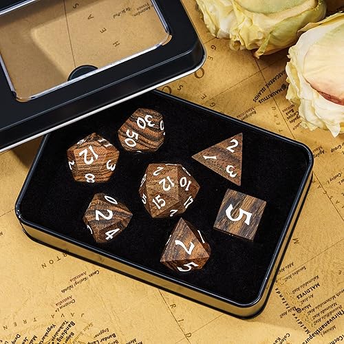 Miniatura 6 de Dados DND de madera, juego de 7 dados poliédricos con caja de hierro, dados RPG D&D hechos con madera para juegos de rol MTG Dungeons and Dragons