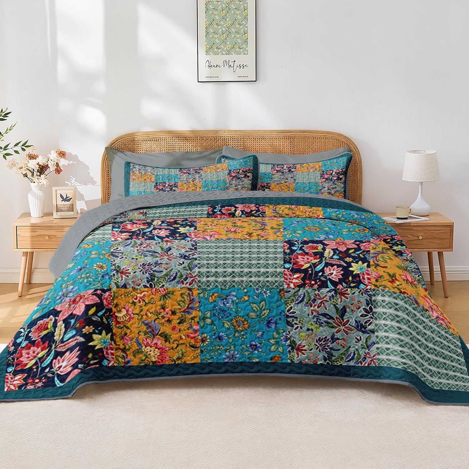 Patchwork Quilt Set King Size, Rustic Flowers 3 Pcs Soft Bed Cover Bedding Set, Vintage Turquoise Lightweight Bedspread Coverlet with 2 Pillow Shams for All Season