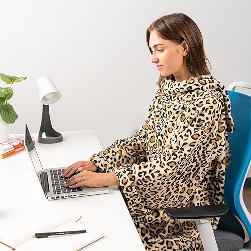 Miniatura 85 de PAVILIA Manta con mangas para adultos, mujeres y hombres, manta suave y cálida de forro polar, manta de regalo Negro -,Marrón,Burrito Beige,Carbón