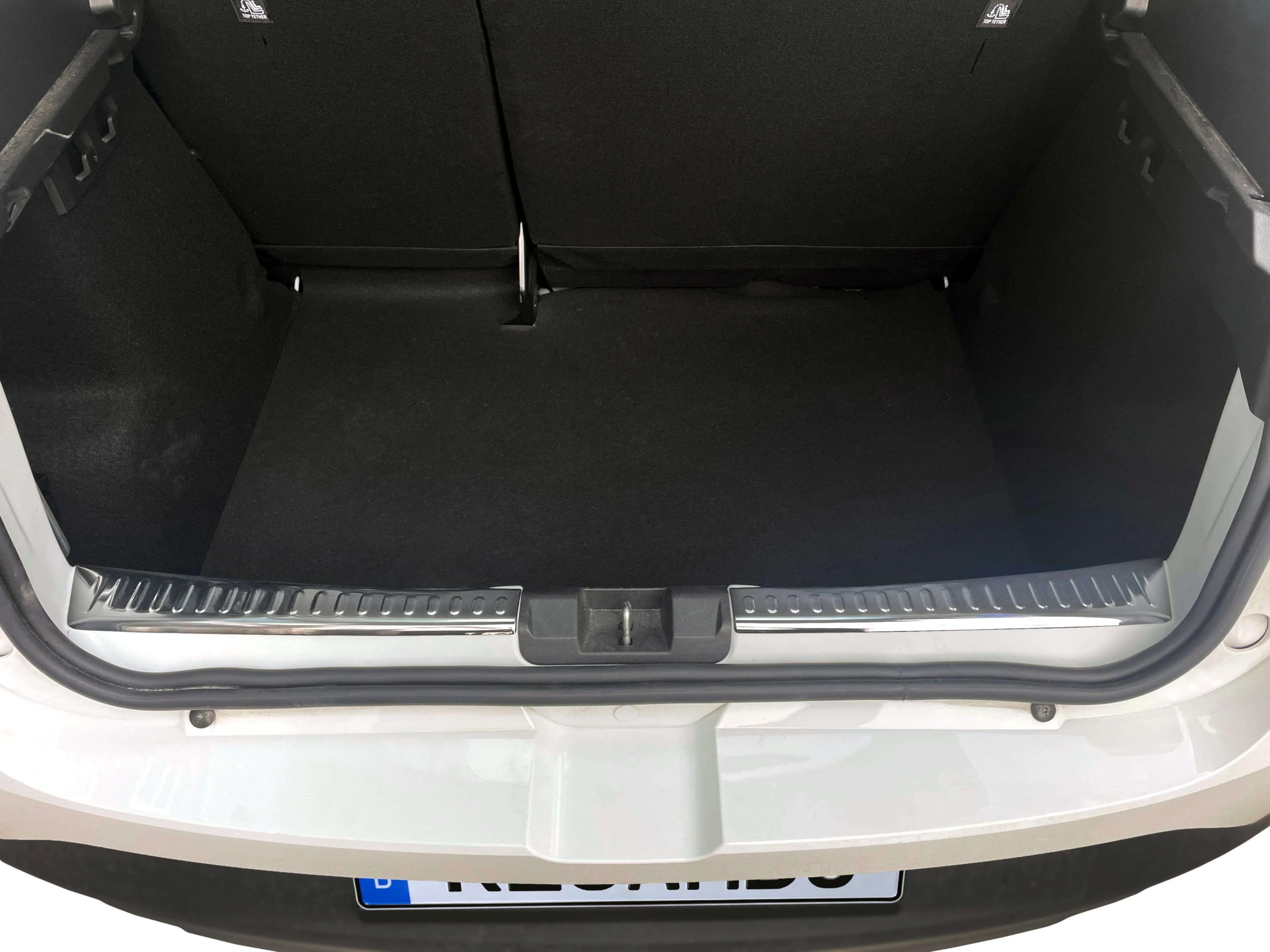 Os?ona progu baga?nika ze stali nierdzewnej, chromowana, kompatybilna z Dacia Sandero III, DJF, rok produkcji od 2021, jako?? premium RECAMBO